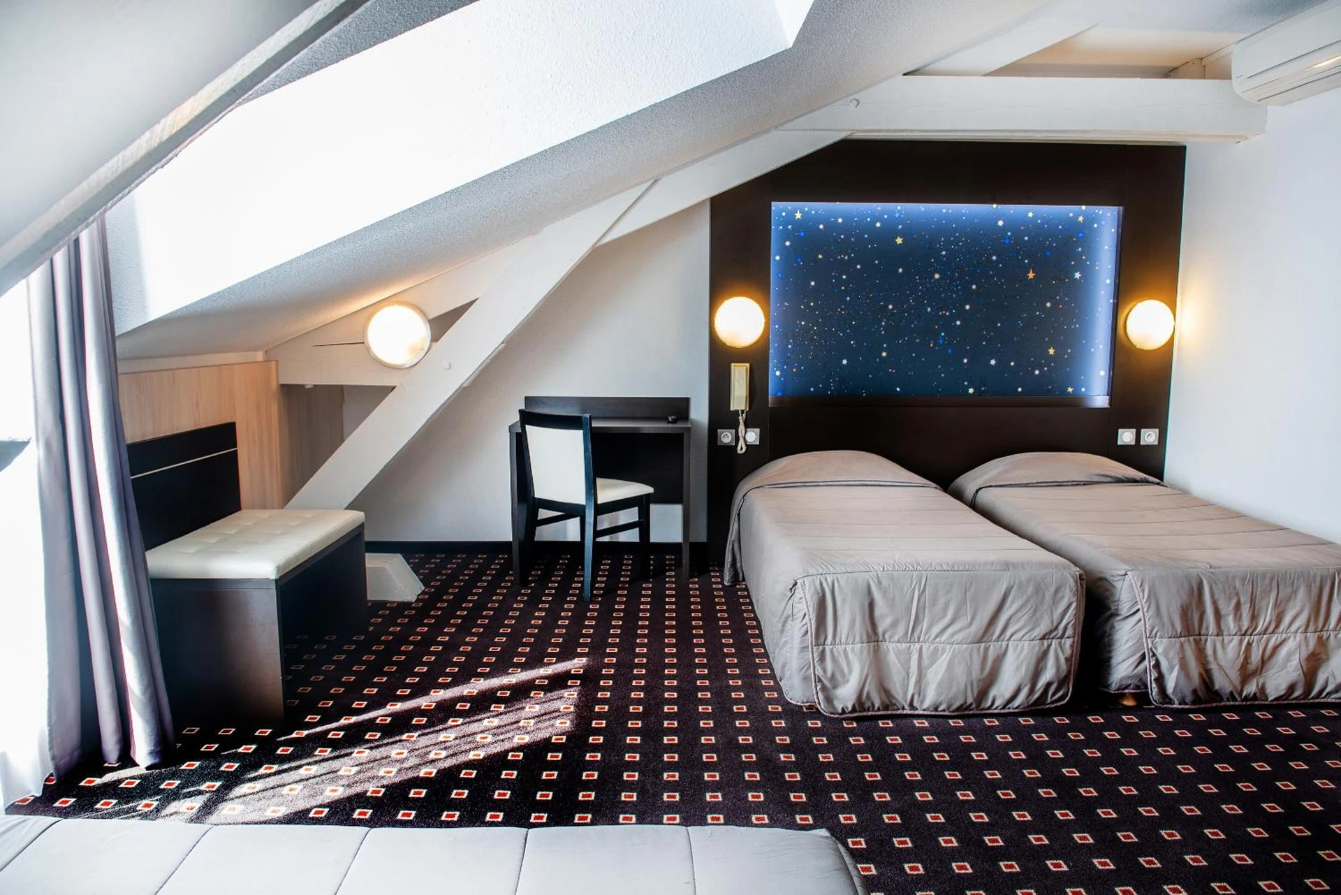 Magnifique chambre pour un séminaire d'entreprise à Hôtel Stella - Lourdes