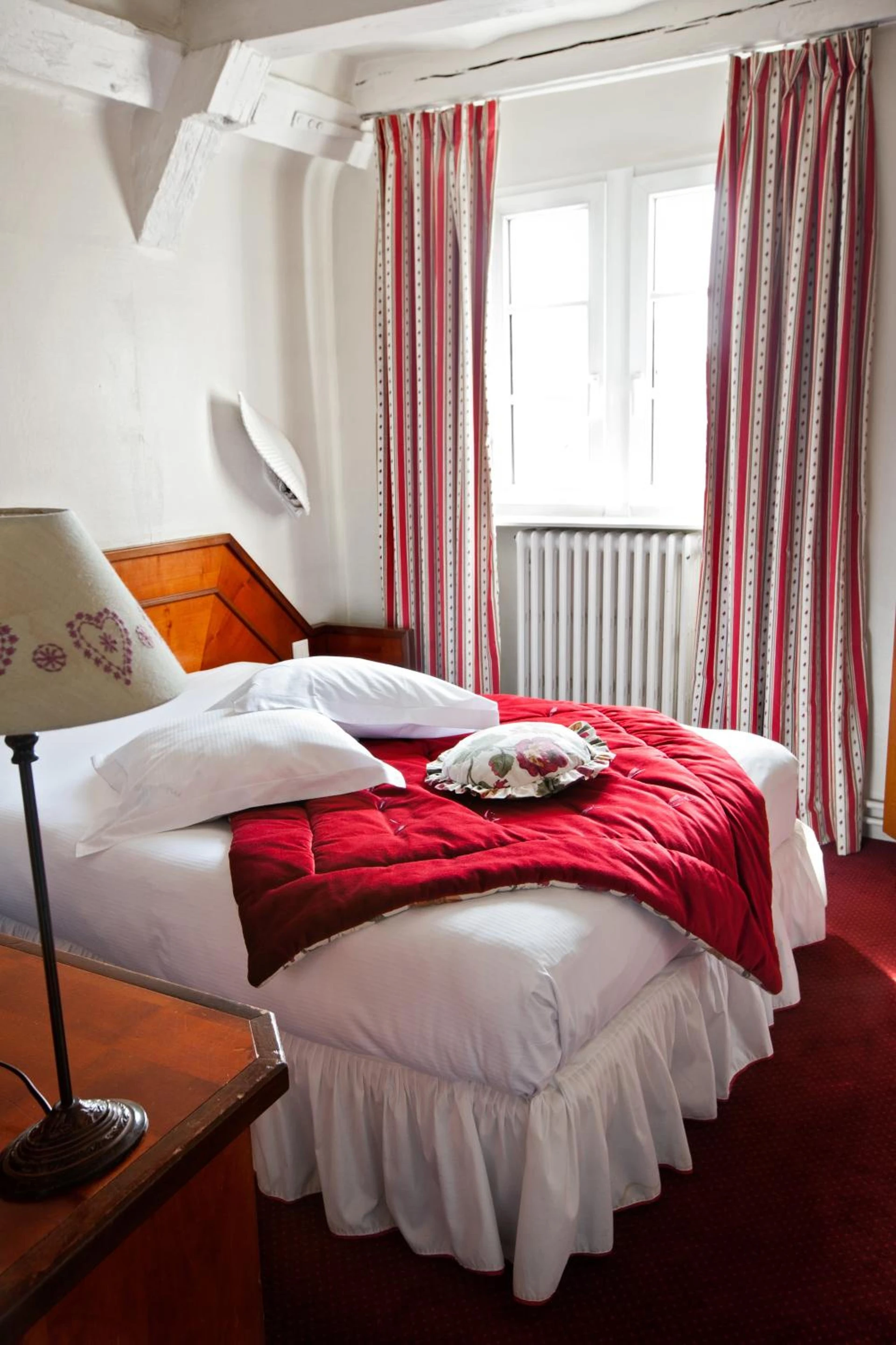 Chambre disponible pour un séminaire d'entreprise à Hotel Suisse - Strasbourg