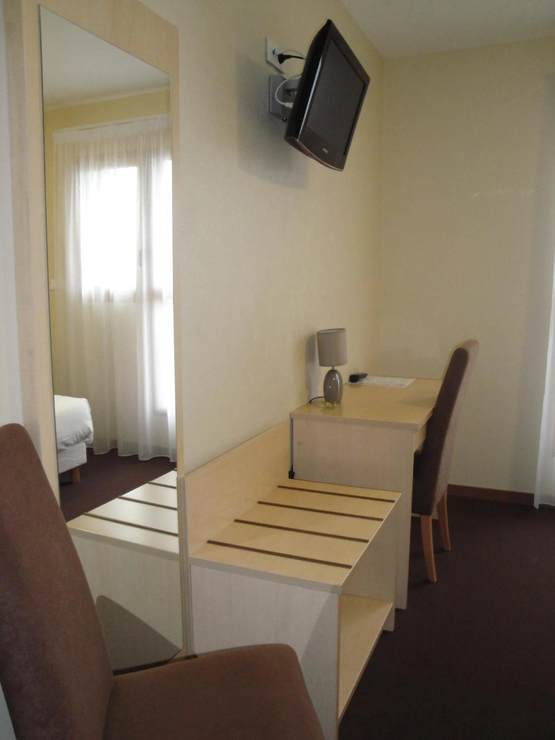 Chambre disponible pour un séminaire d'entreprise à Cit'Hotel Talencia - Thouars