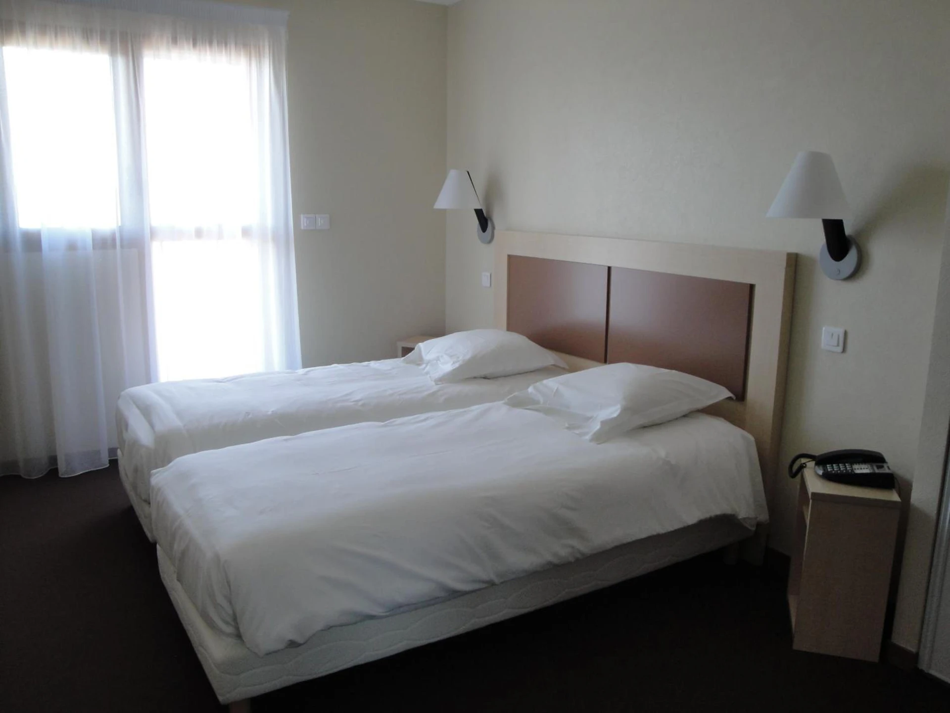 Magnifique chambre pour un séminaire d'entreprise à Cit'Hotel Talencia - Thouars