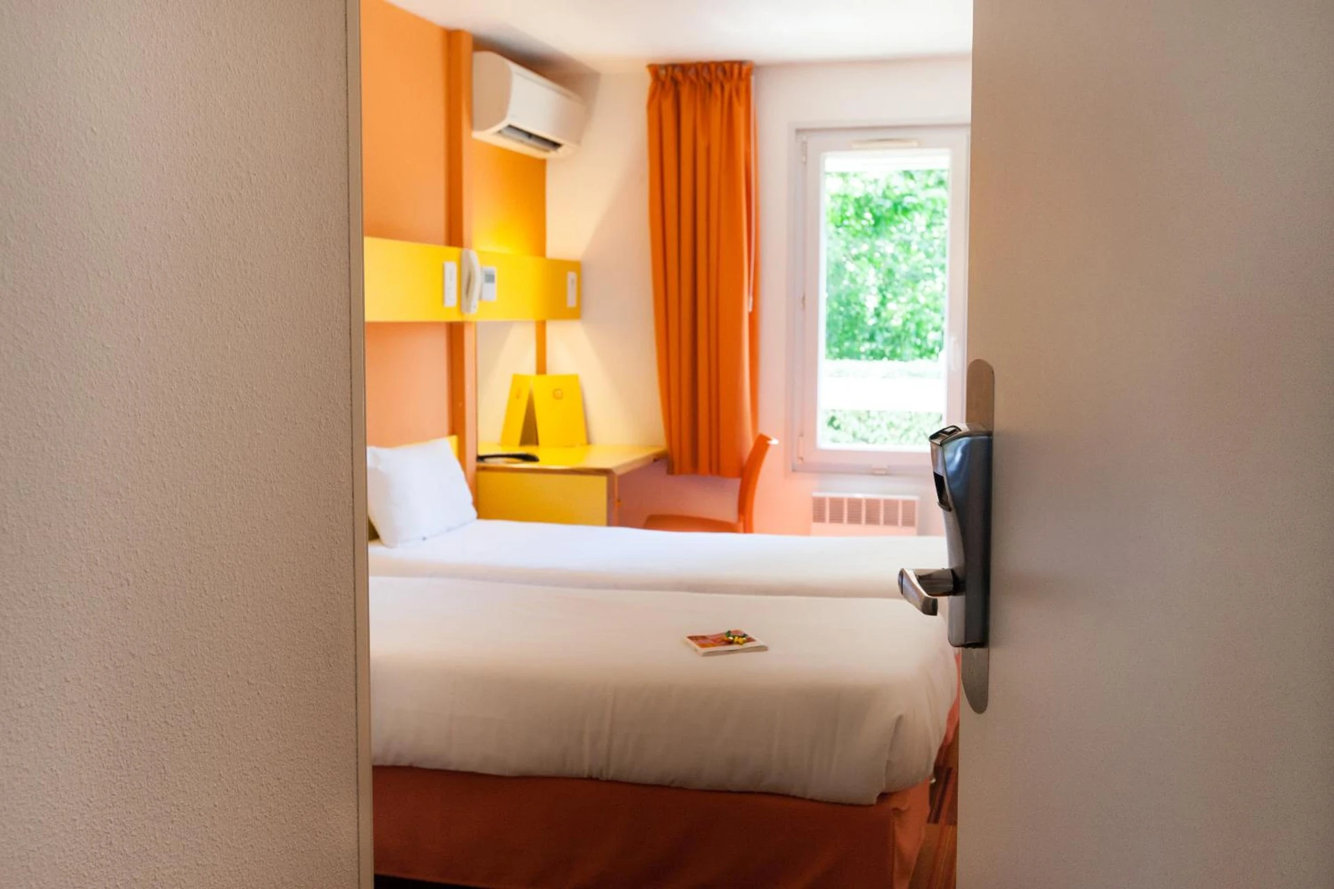 Chambre disponible pour un séminaire d'entreprise à The Originals Access, Hôtel Bordeaux Lac - Bruges