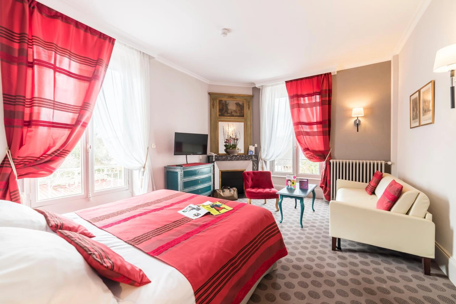 Chambre disponible pour un séminaire d'entreprise à The Originals Boutique, Hôtel Normandie, Auxerre - Auxerre
