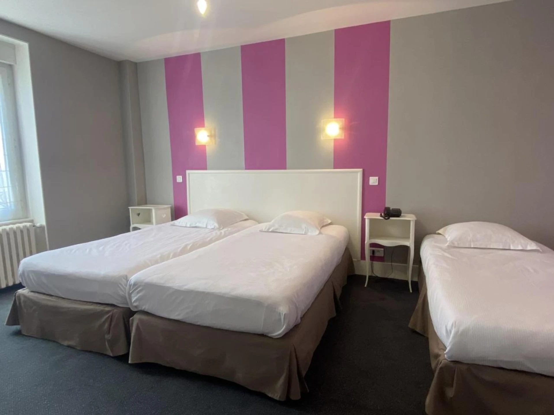 Magnifique chambre pour un séminaire d'entreprise à The Originals Boutique, Hôtel Terminus, Bourg-en-Bresse Gare - Bourg-en-Bresse