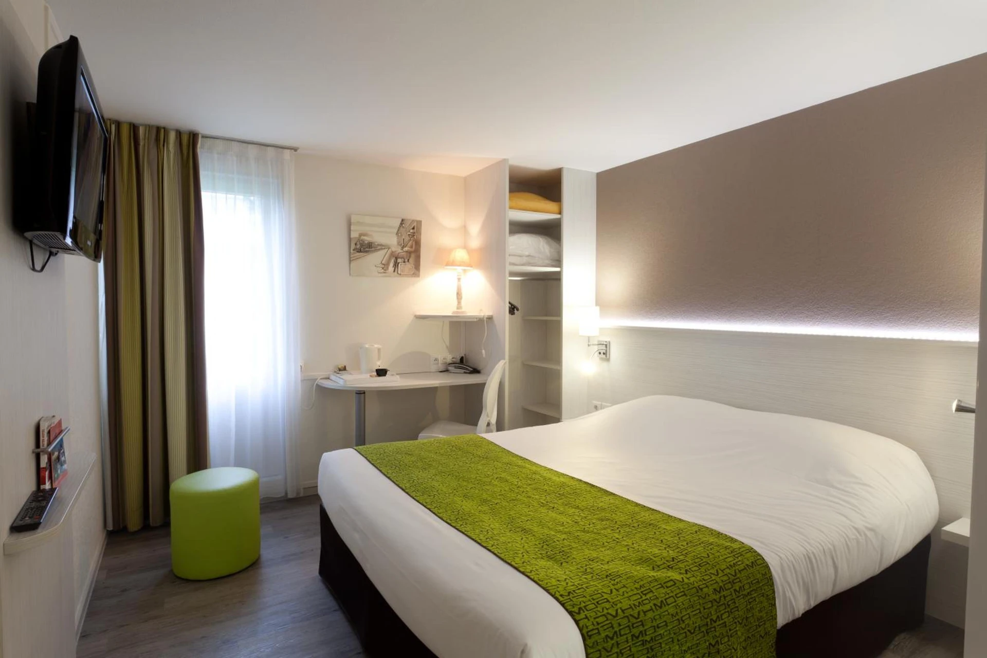 Magnifique chambre pour un séminaire d'entreprise à The Originals City, Hôtel Alizéa, Le Mans Nord - Saint-Saturnin