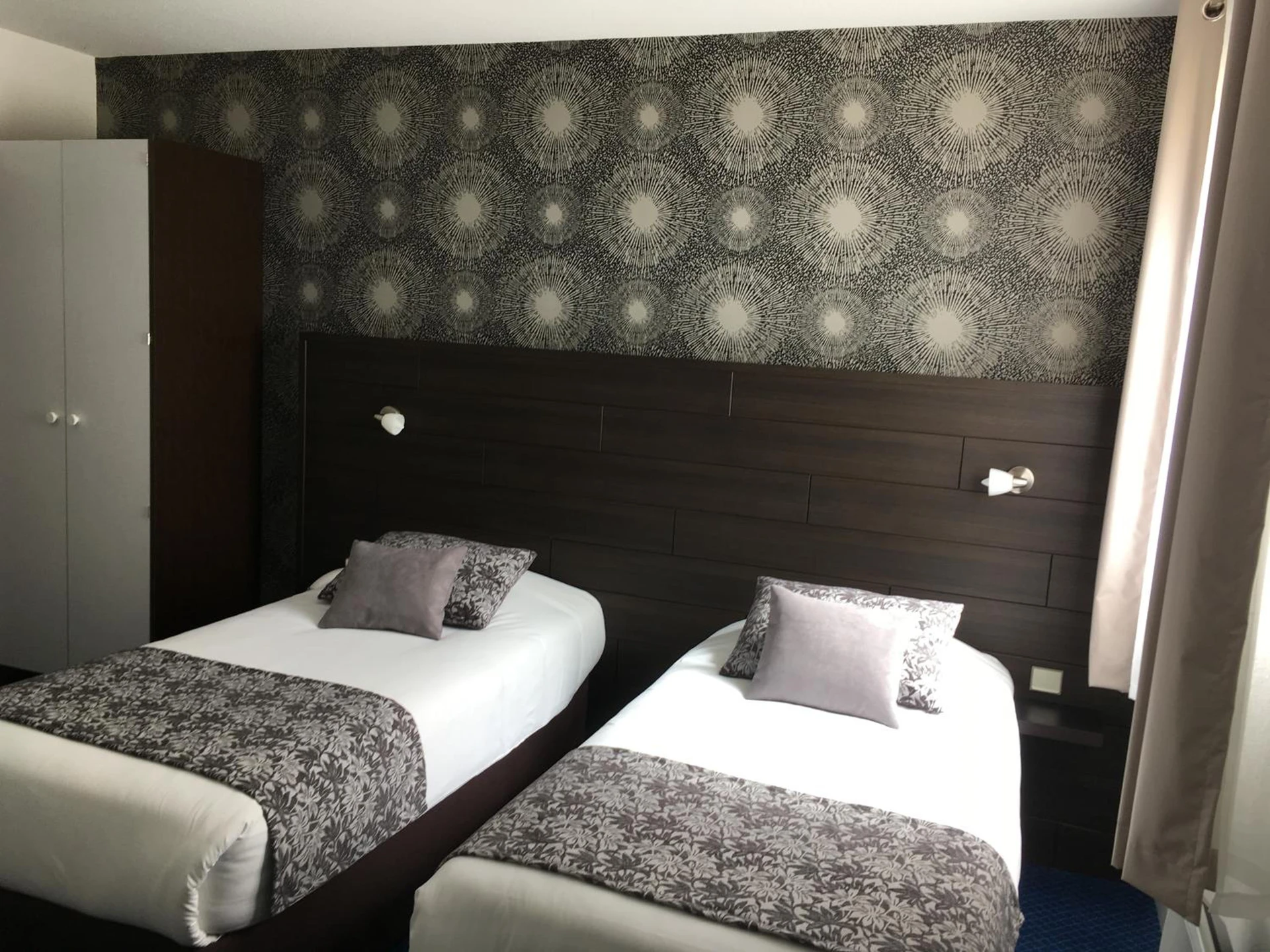 Magnifique chambre pour un séminaire d'entreprise à The Originals City, Hôtel du Château, Pontivy - Pontivy