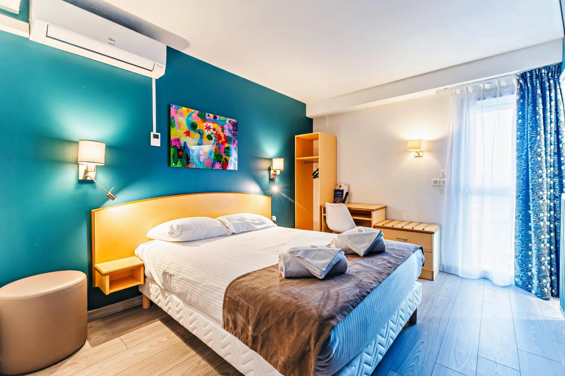 Chambre disponible pour un séminaire d'entreprise à The Originals City, Hôtel Éclipse, Lyon Est - Décines-Charpieu
