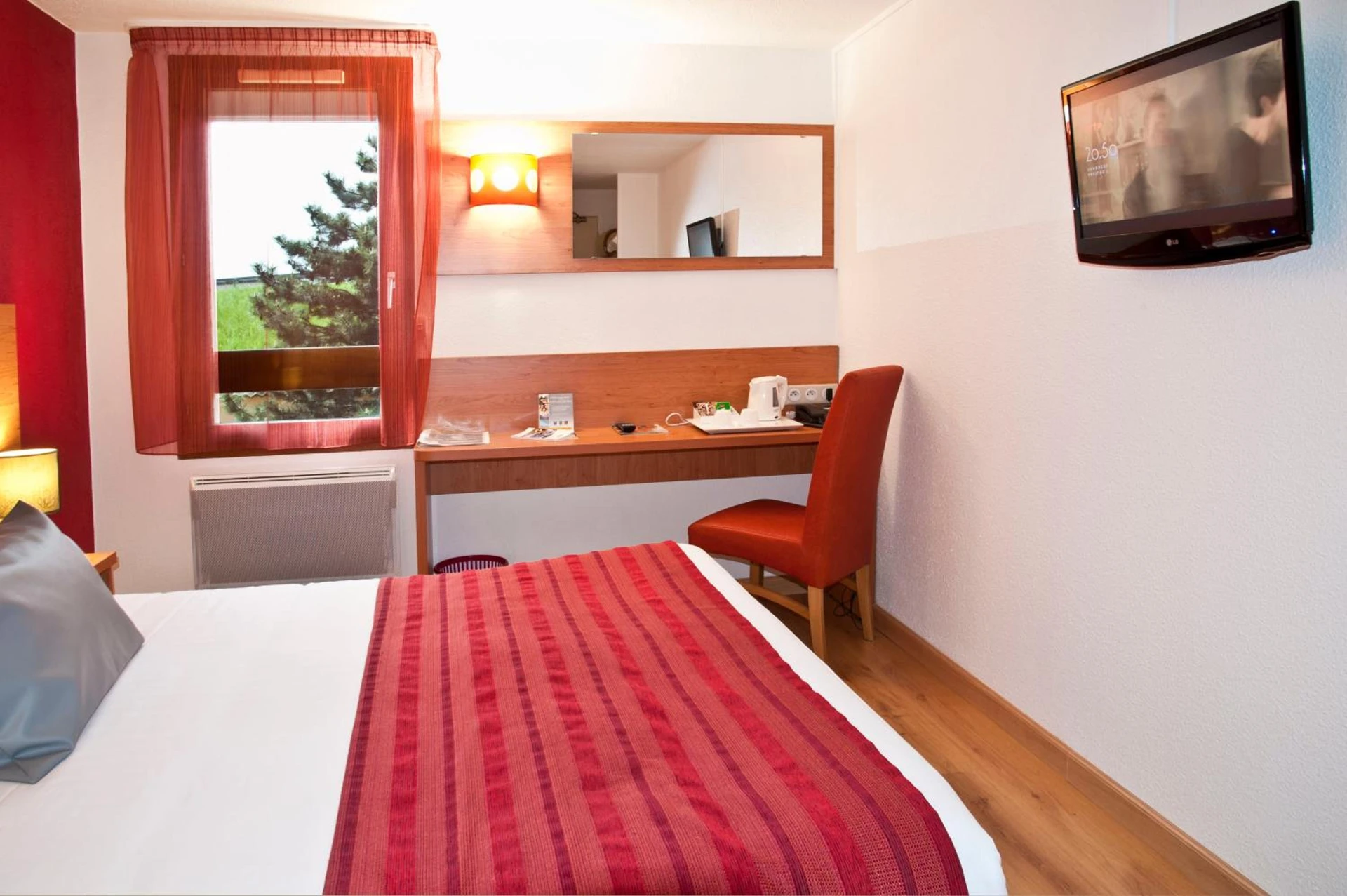 Chambre disponible pour un séminaire d'entreprise à The Originals City, Hôtel Mâcon Sud - Chaintré