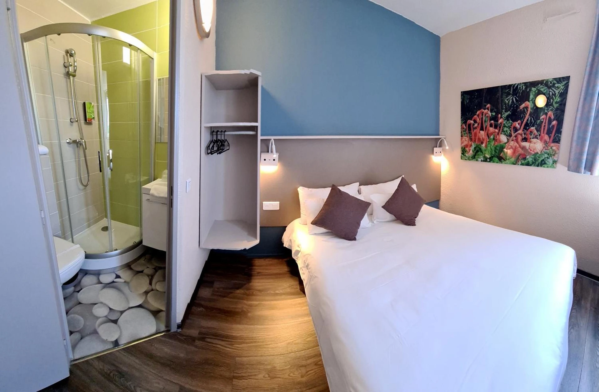 Chambre disponible pour un séminaire d'entreprise à The Originals City Hôtel Marseille Aéroport - Vitrolles