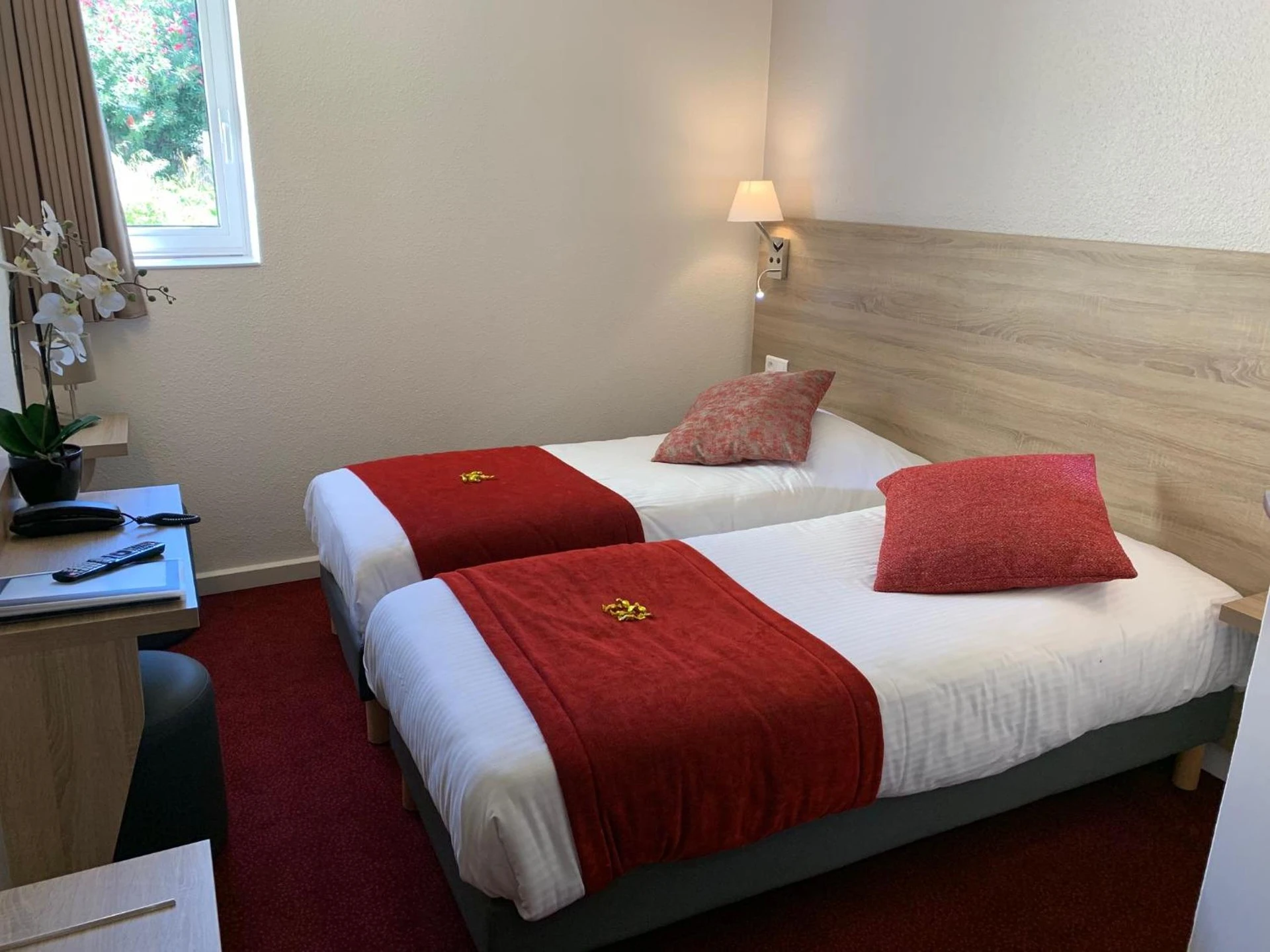 Chambre disponible pour un séminaire d'entreprise à The Originals City, Hôtel Nîmes Costières, Ex Inter Hôtel - Nîmes