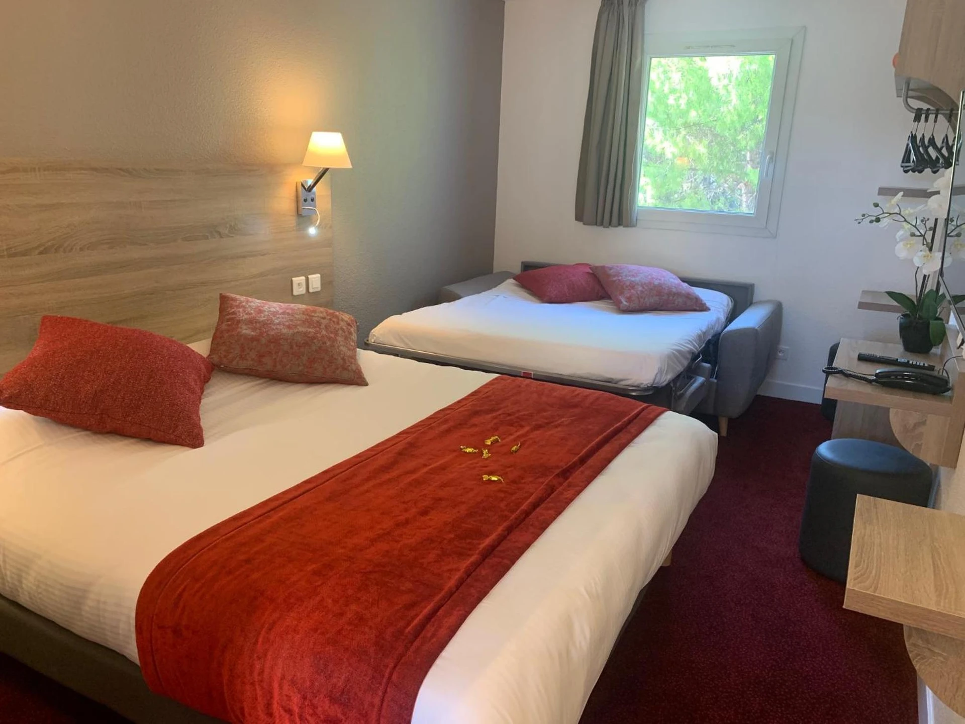 Chambre disponible pour un séminaire d'entreprise à The Originals City, Hôtel Nîmes Costières, Ex Inter Hôtel - Nîmes