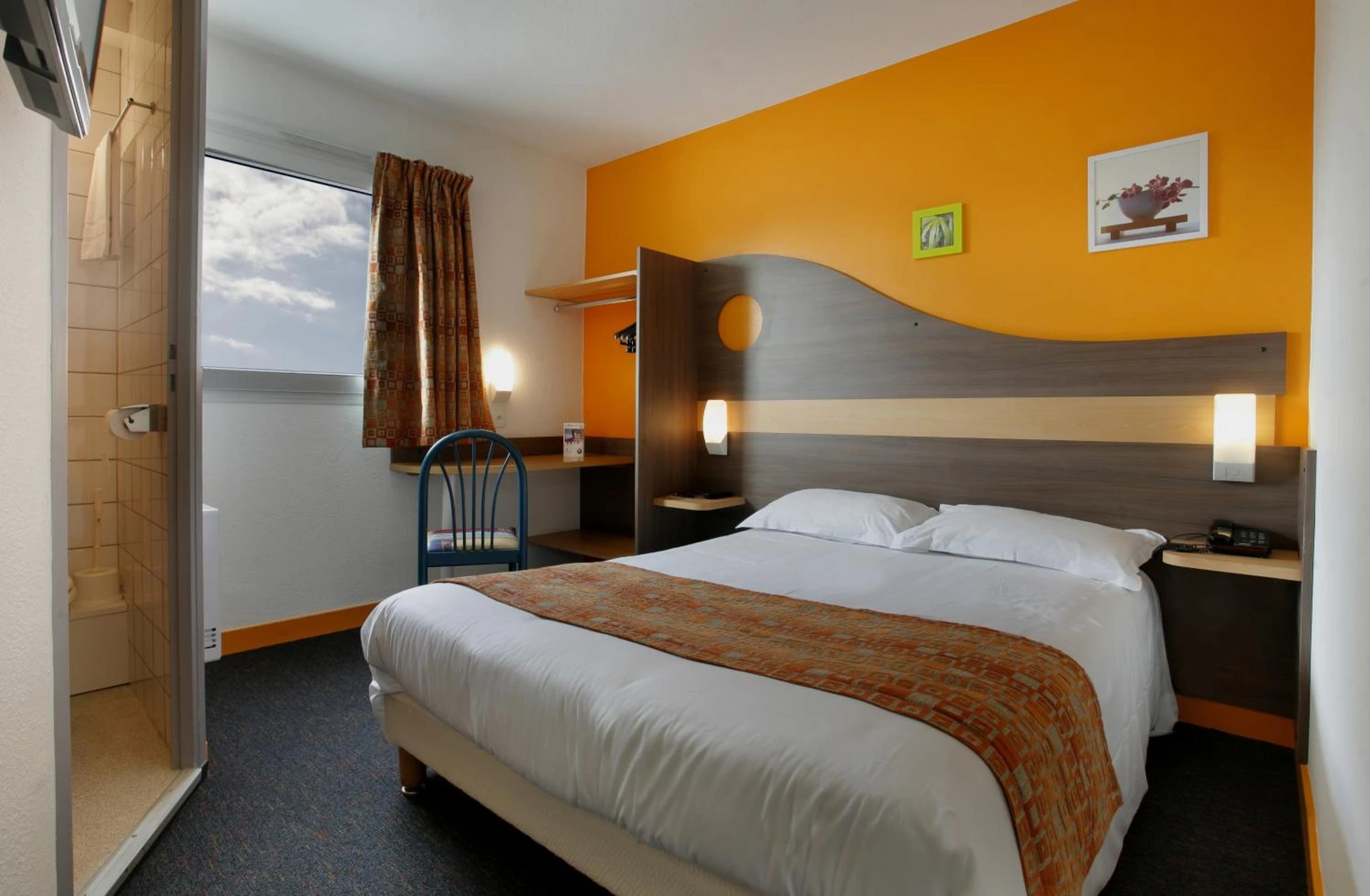Chambre disponible pour un séminaire d'entreprise à The Originals City, Hôtel Hélios, Roanne Nord - Mably