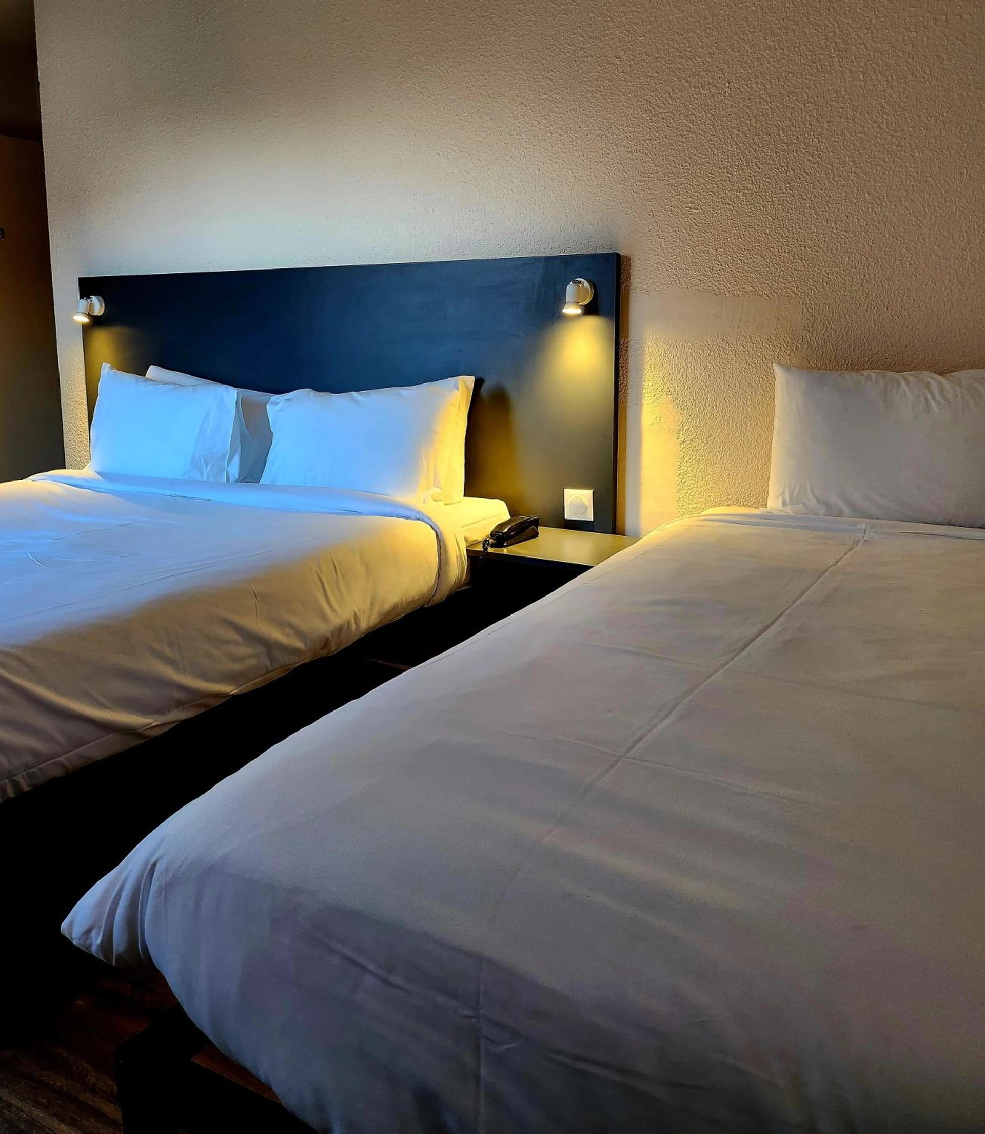 Chambre disponible pour un séminaire d'entreprise à The Originals City, Hôtel Le Forum, Strasbourg Nord - Schiltigheim