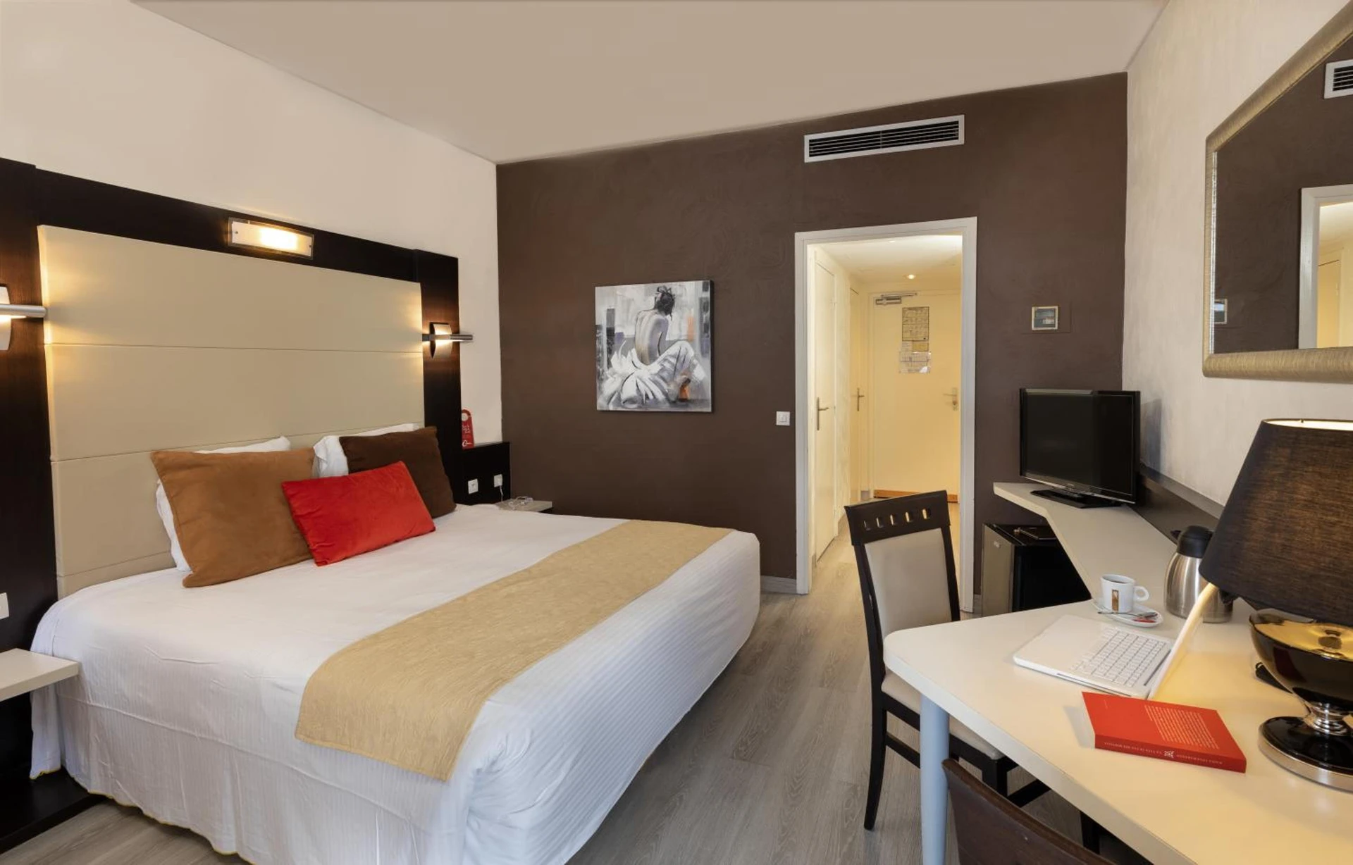 Chambre disponible pour un séminaire d'entreprise à The Originals City, Hôtel Galaxie, Nice Aéroport - Saint-Laurent-du-Var