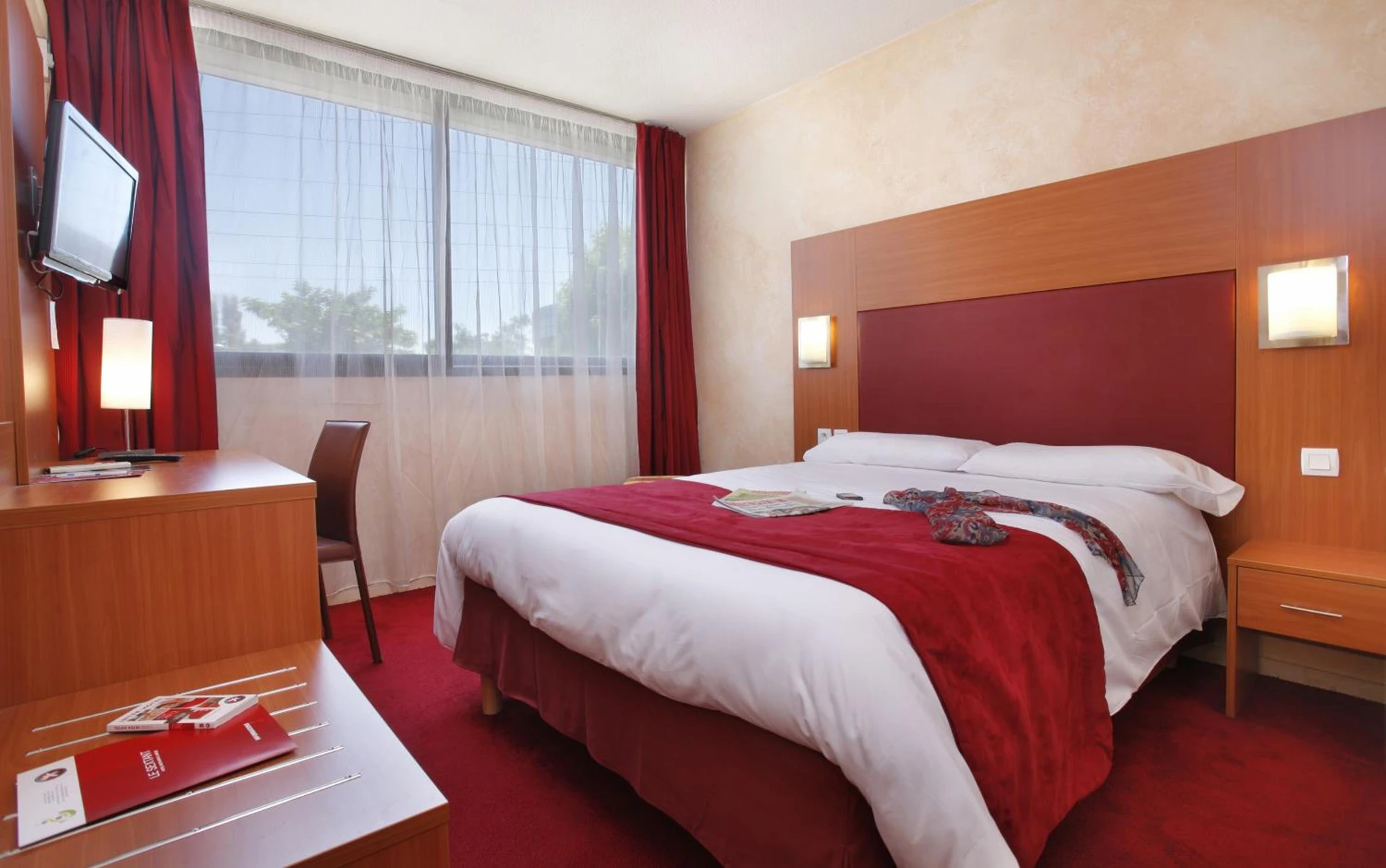 Chambre disponible pour un séminaire d'entreprise à The Originals City, Hôtel Le Sextant, Toulouse Sud - Labège