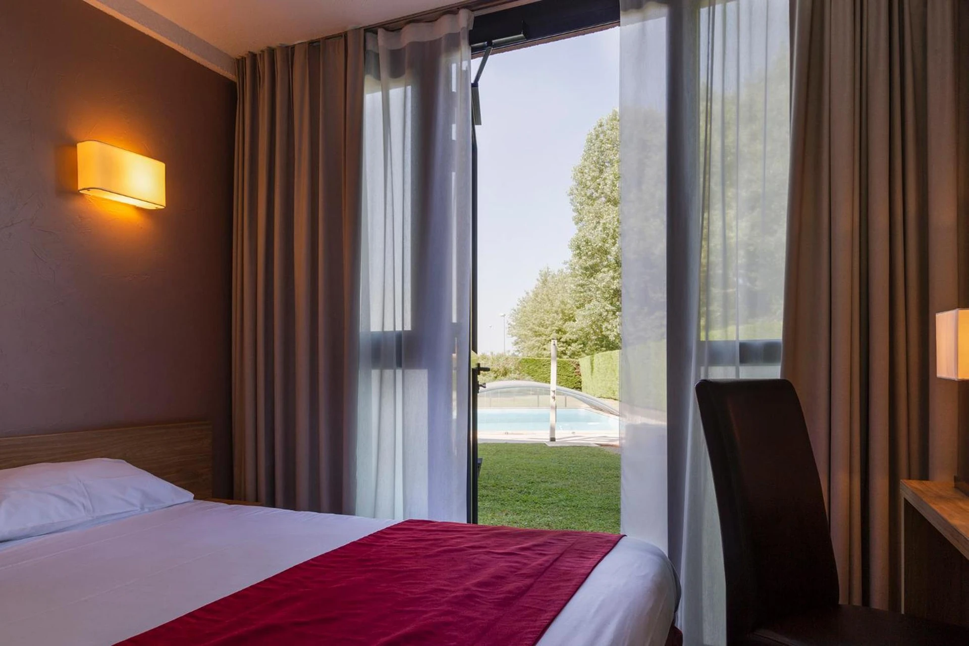 Chambre disponible pour un séminaire d'entreprise à The Originals City, Hôtel Le Sextant, Toulouse Sud - Labège