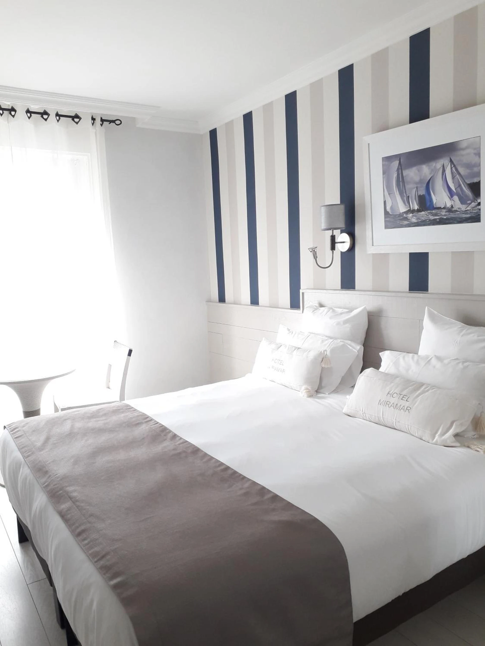 Chambre disponible pour un séminaire d'entreprise à Hôtel The Originals Miramar, Royan Pontaillac - Royan