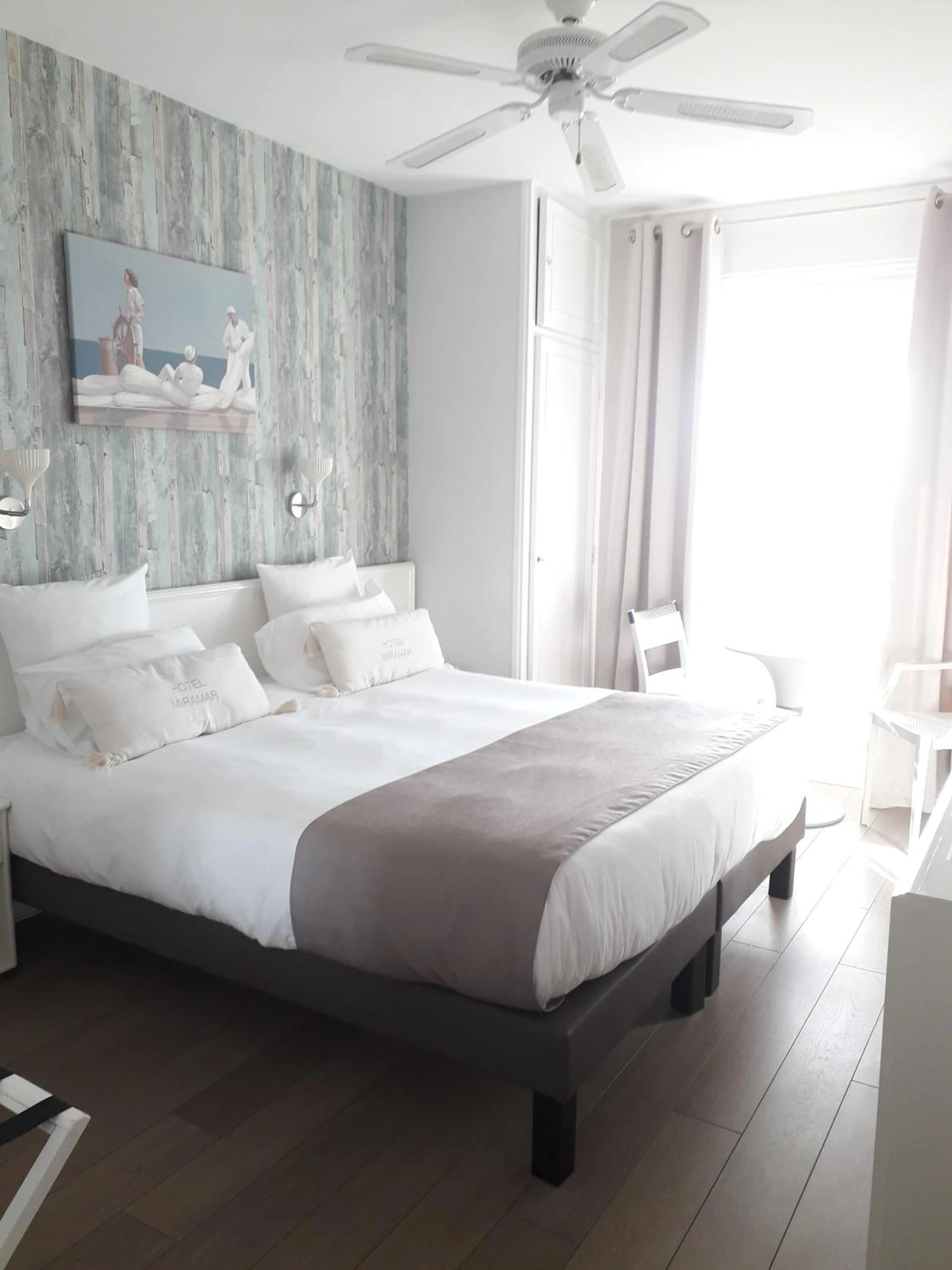 Chambre disponible pour un séminaire d'entreprise à Hôtel The Originals Miramar, Royan Pontaillac - Royan