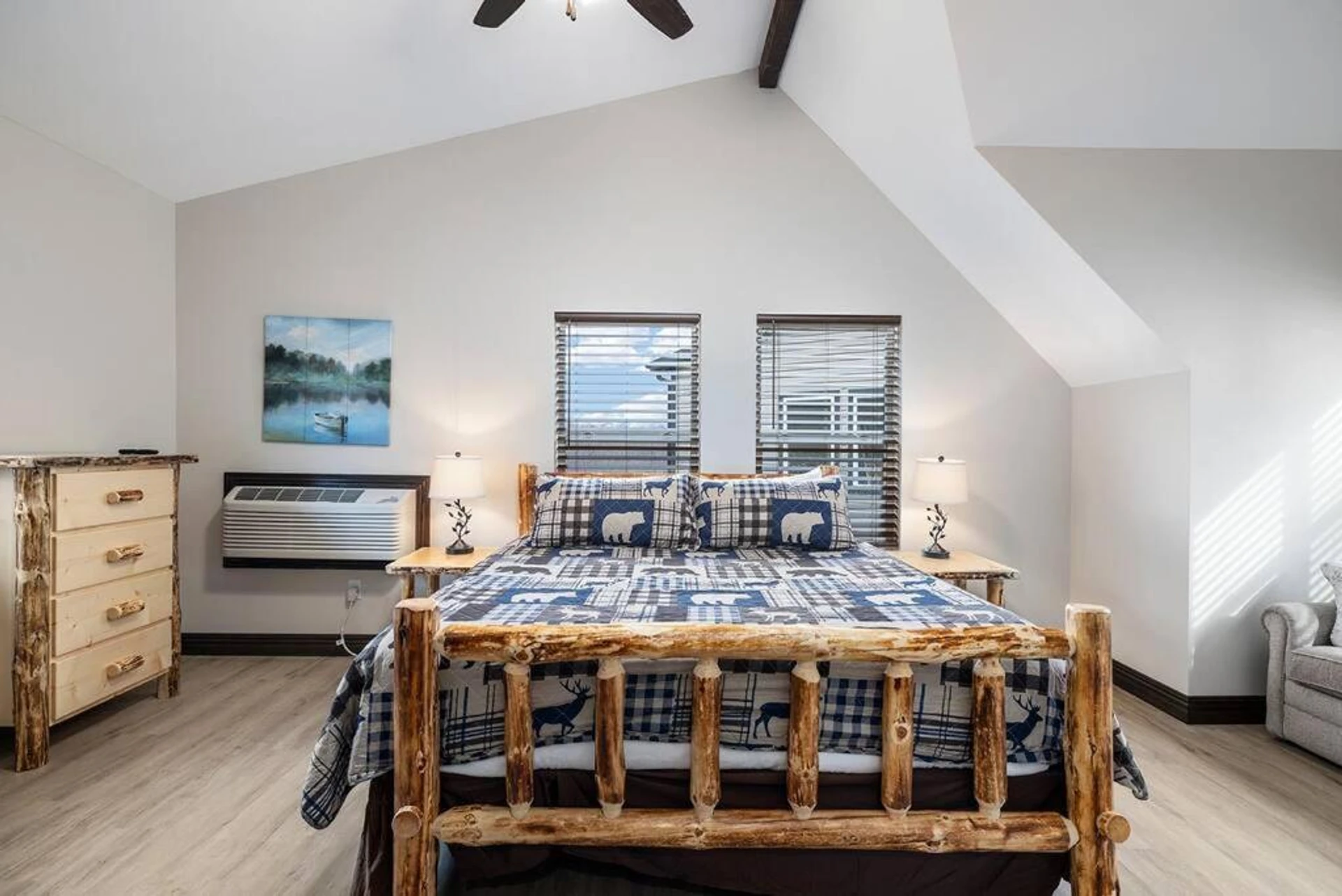 Magnifique chambre pour un séminaire d'entreprise à Rock and Timber Lodge - Branson