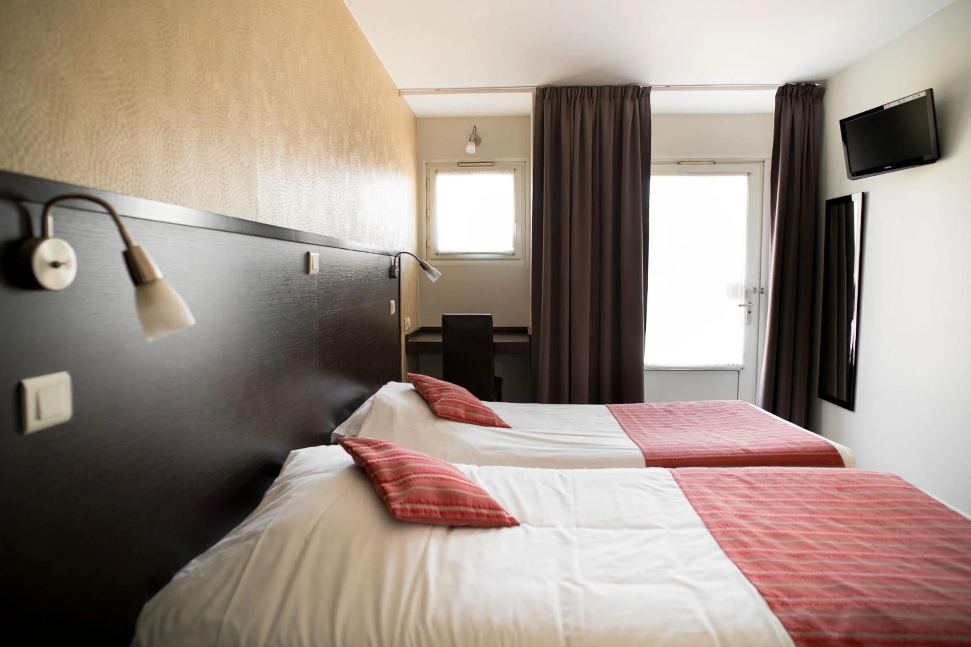 Ambiance de travail pour séminaire d'entreprise à Top Motel - Istres