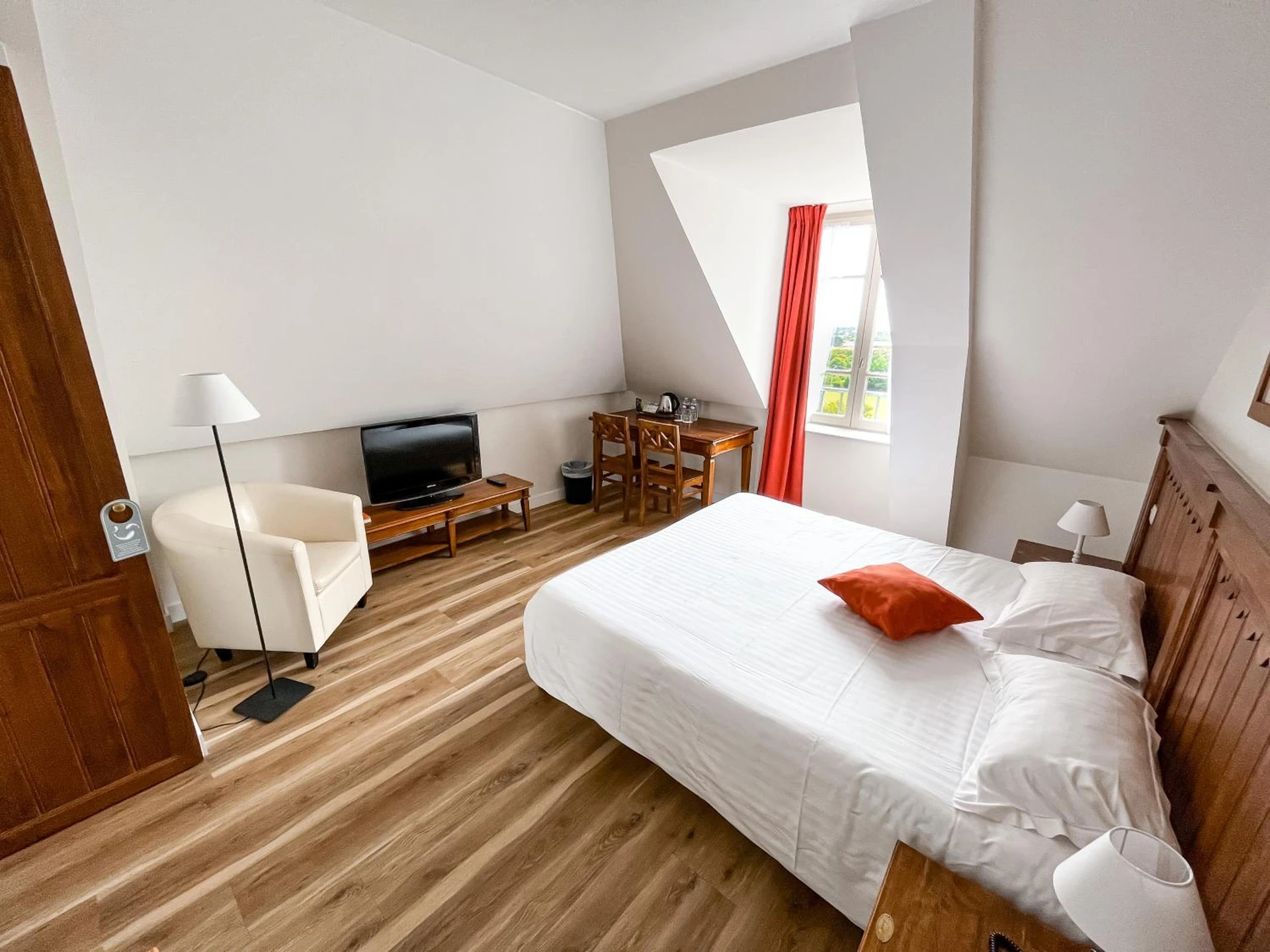 Chambre disponible pour un séminaire d'entreprise à Hotel Restaurant Spa du Tumulus Carnac - Carnac