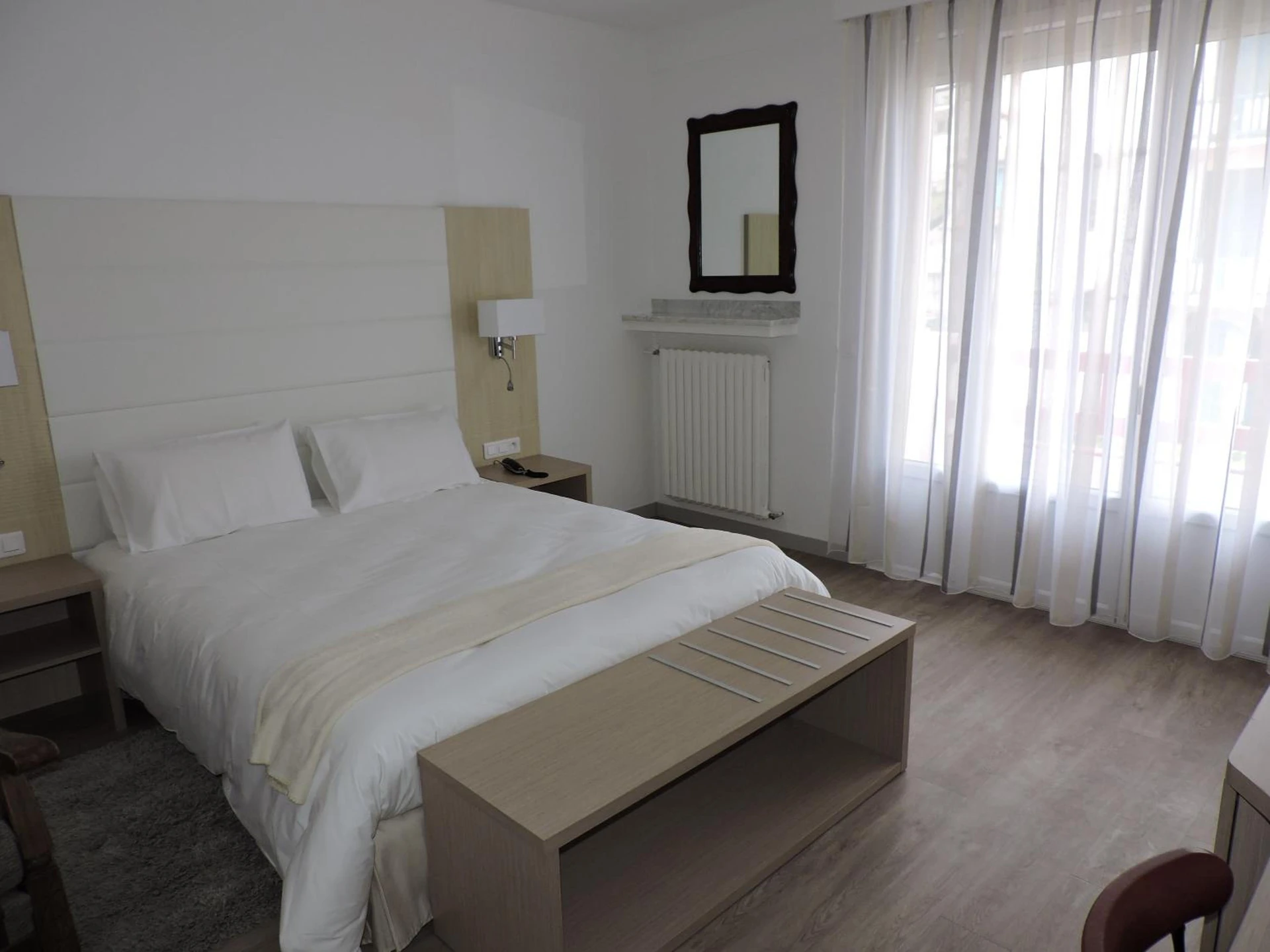 Chambre disponible pour un séminaire d'entreprise à Hotel Uhainak - Hendaye