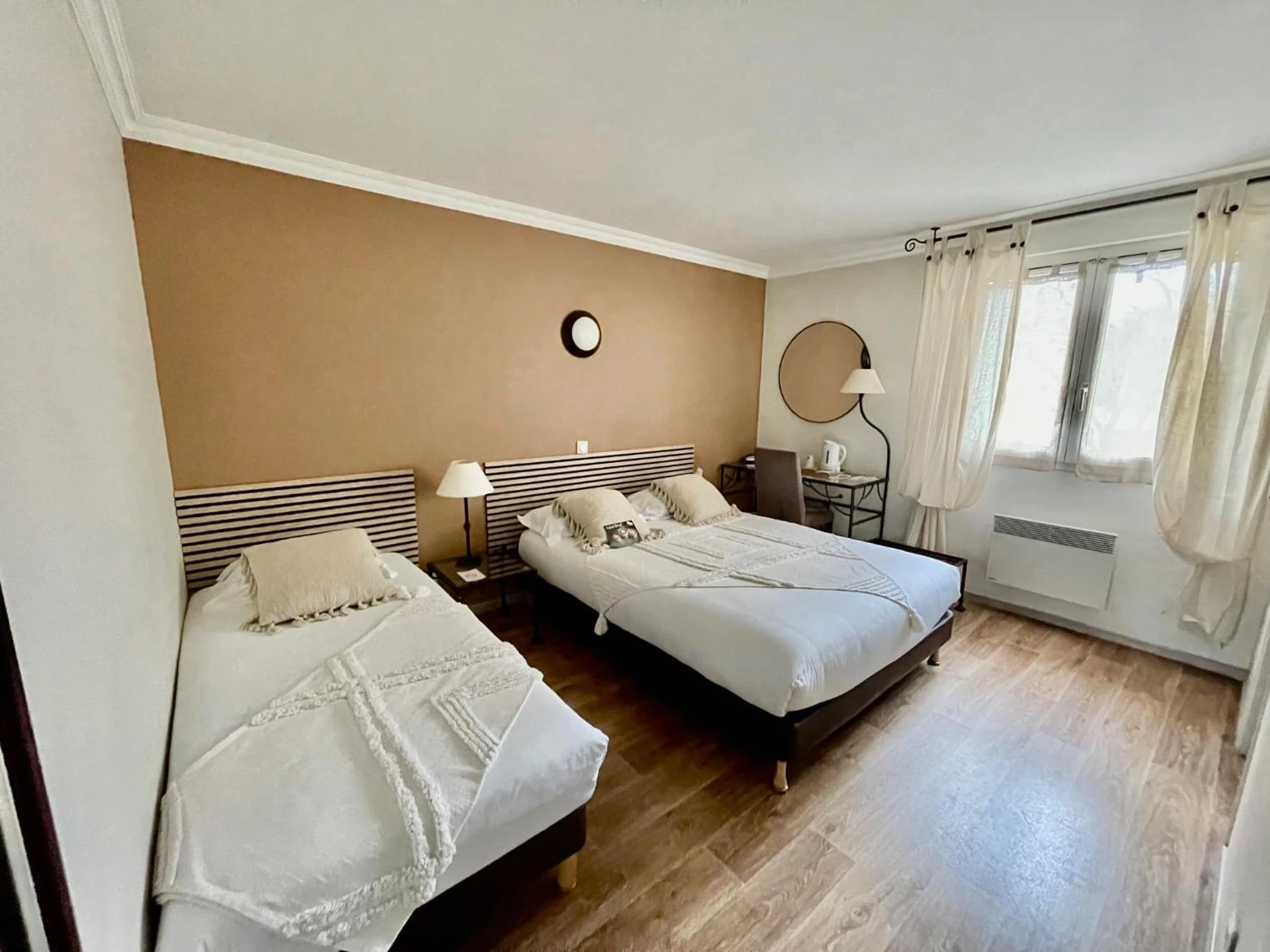Magnifique chambre pour un séminaire d'entreprise à Hôtel Ulysse Montpellier Centre - Montpellier