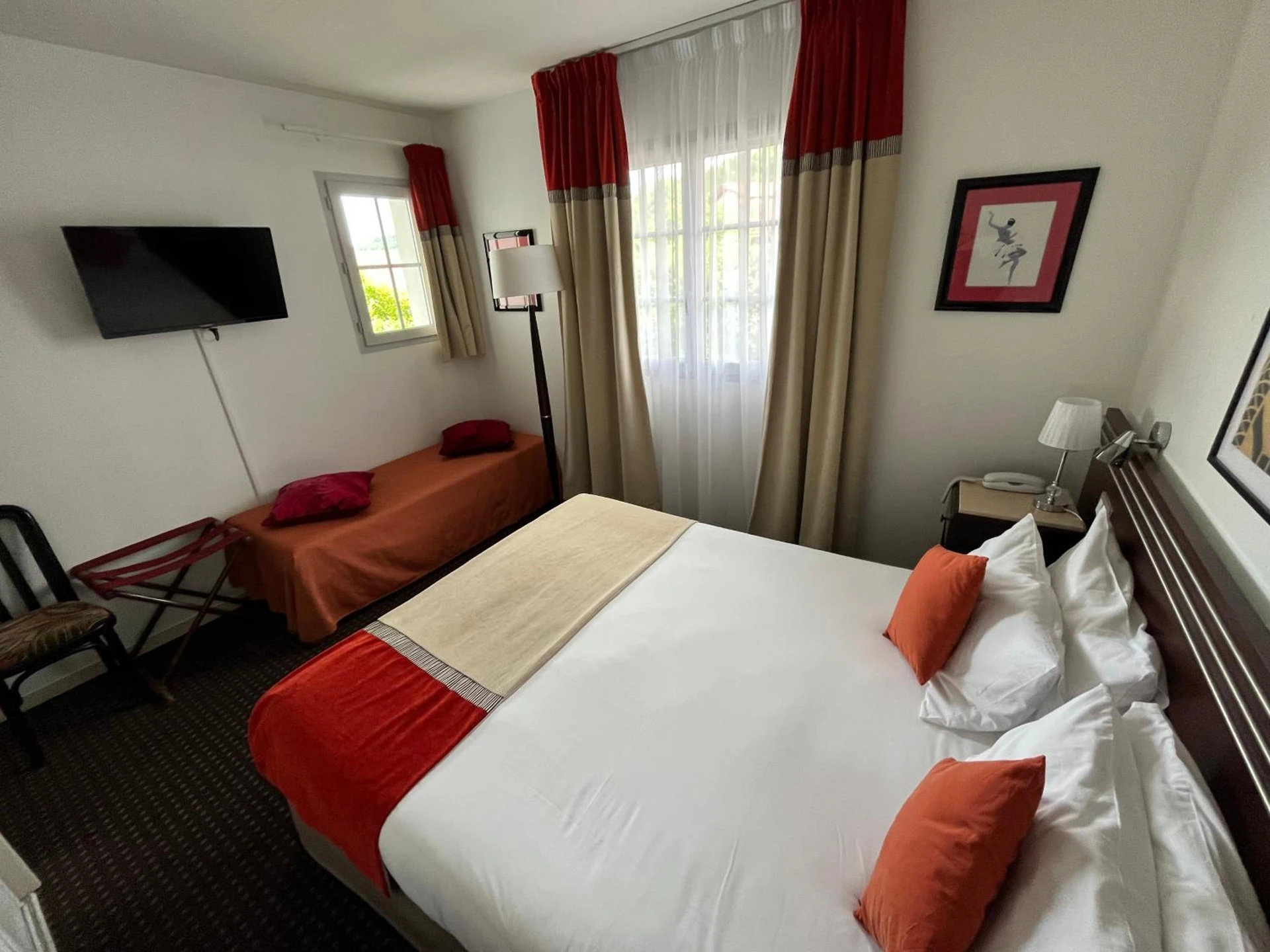 Chambre disponible pour un séminaire d'entreprise à Hôtel Ursula - Cambo-les-Bains