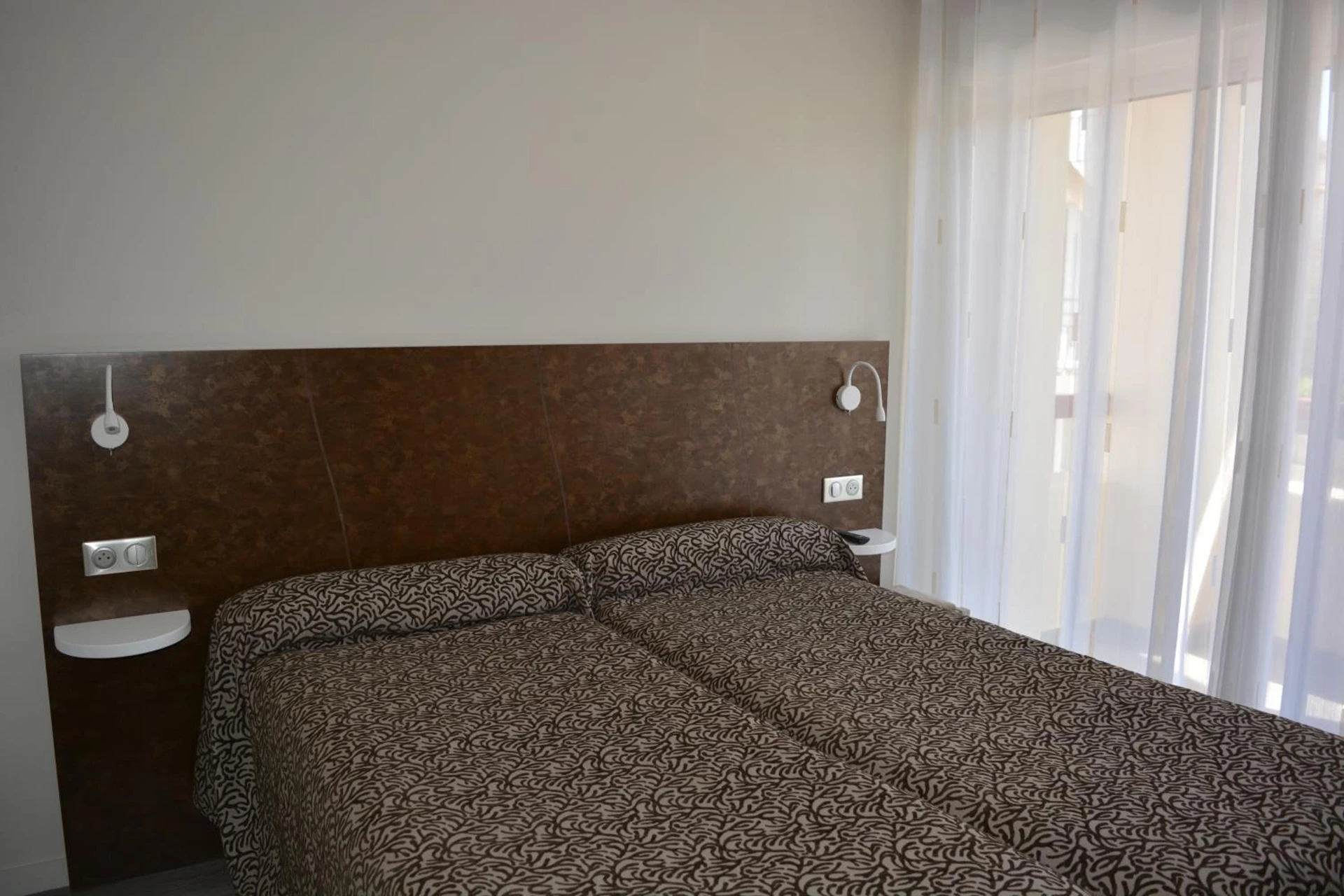 Chambre disponible pour un séminaire d'entreprise à Hôtel Valencia - Hendaye