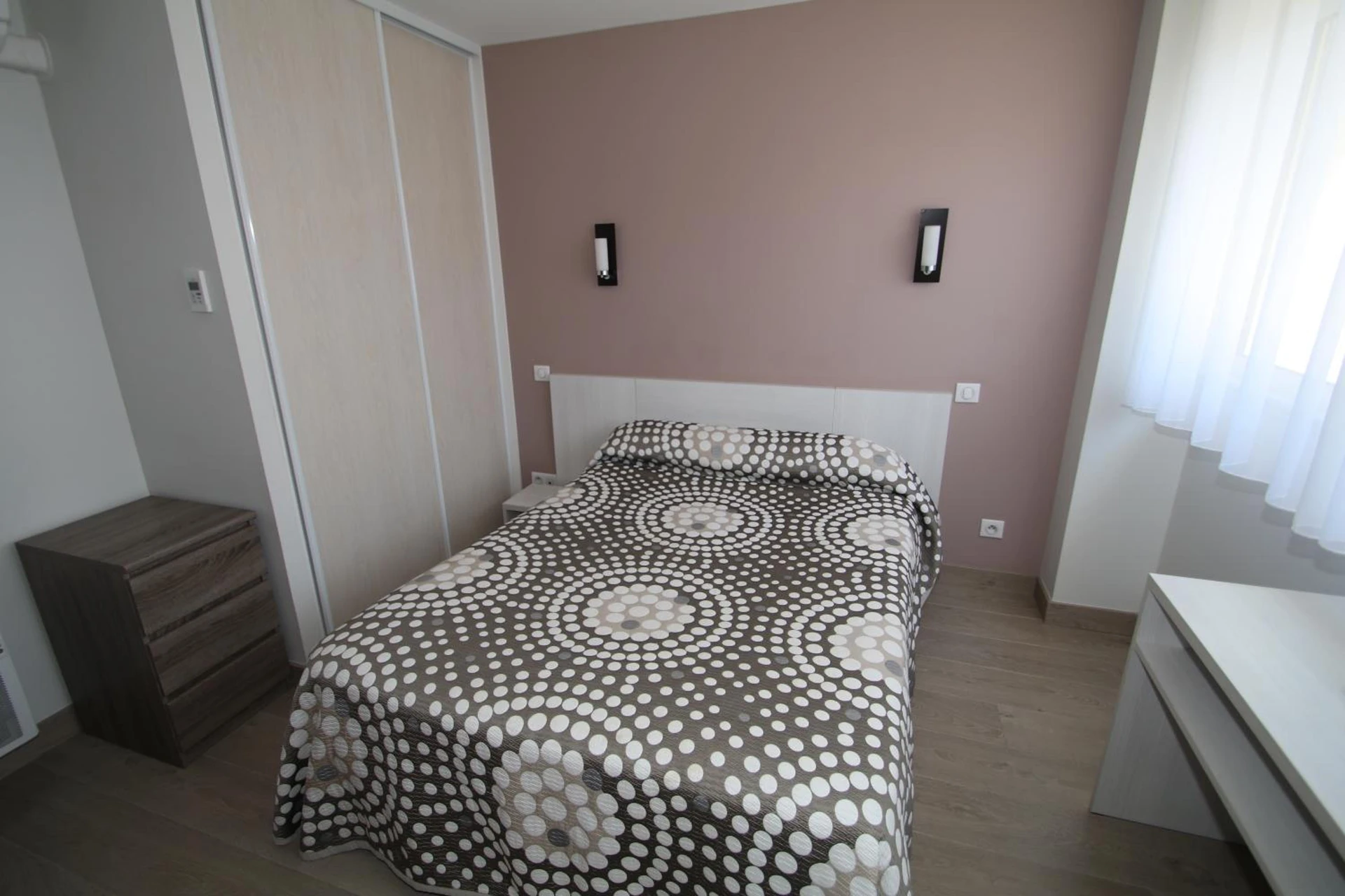 Magnifique chambre pour un séminaire d'entreprise à Hôtel Valencia - Hendaye