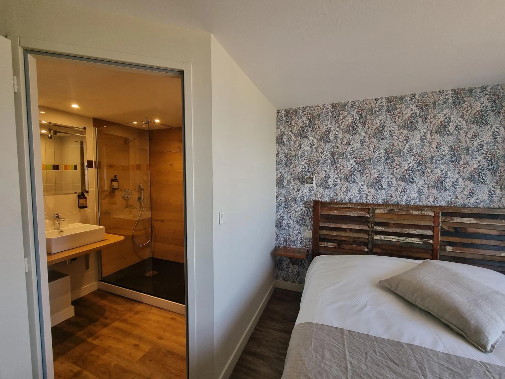 Chambre disponible pour un séminaire d'entreprise à Hôtel Vauban - Le Palais