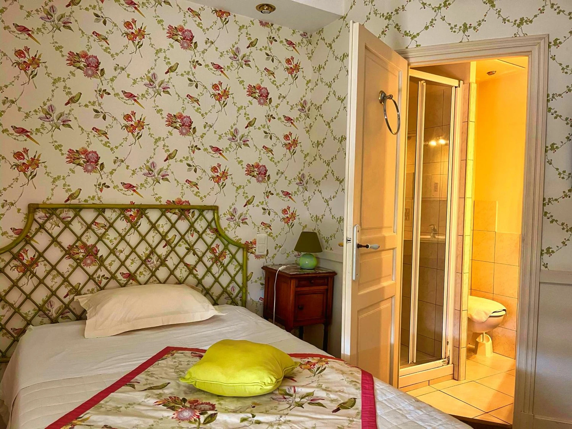 Chambre disponible pour un séminaire d'entreprise à LE JARDIN DU VENDOME - Tours