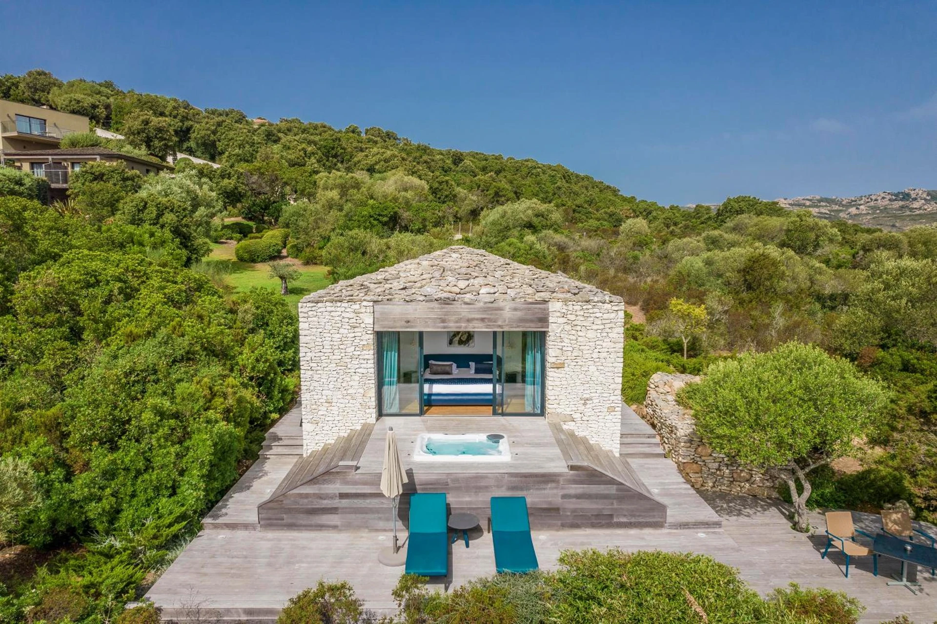 Chambre disponible pour un séminaire d'entreprise à Hôtel Version Maquis Santa Manza - Bonifacio