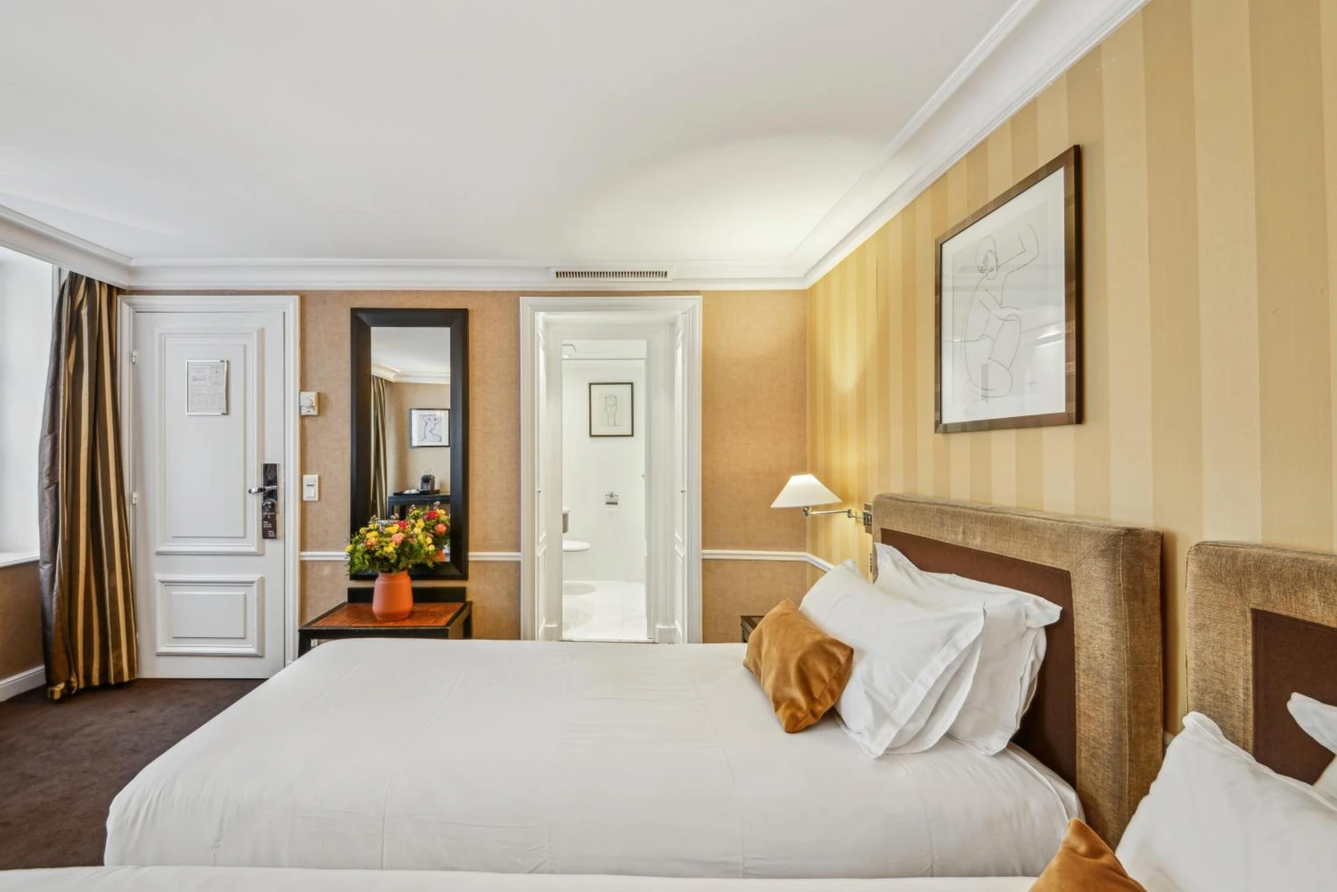 Chambre disponible pour un séminaire d'entreprise à Victoires Opera - Paris
