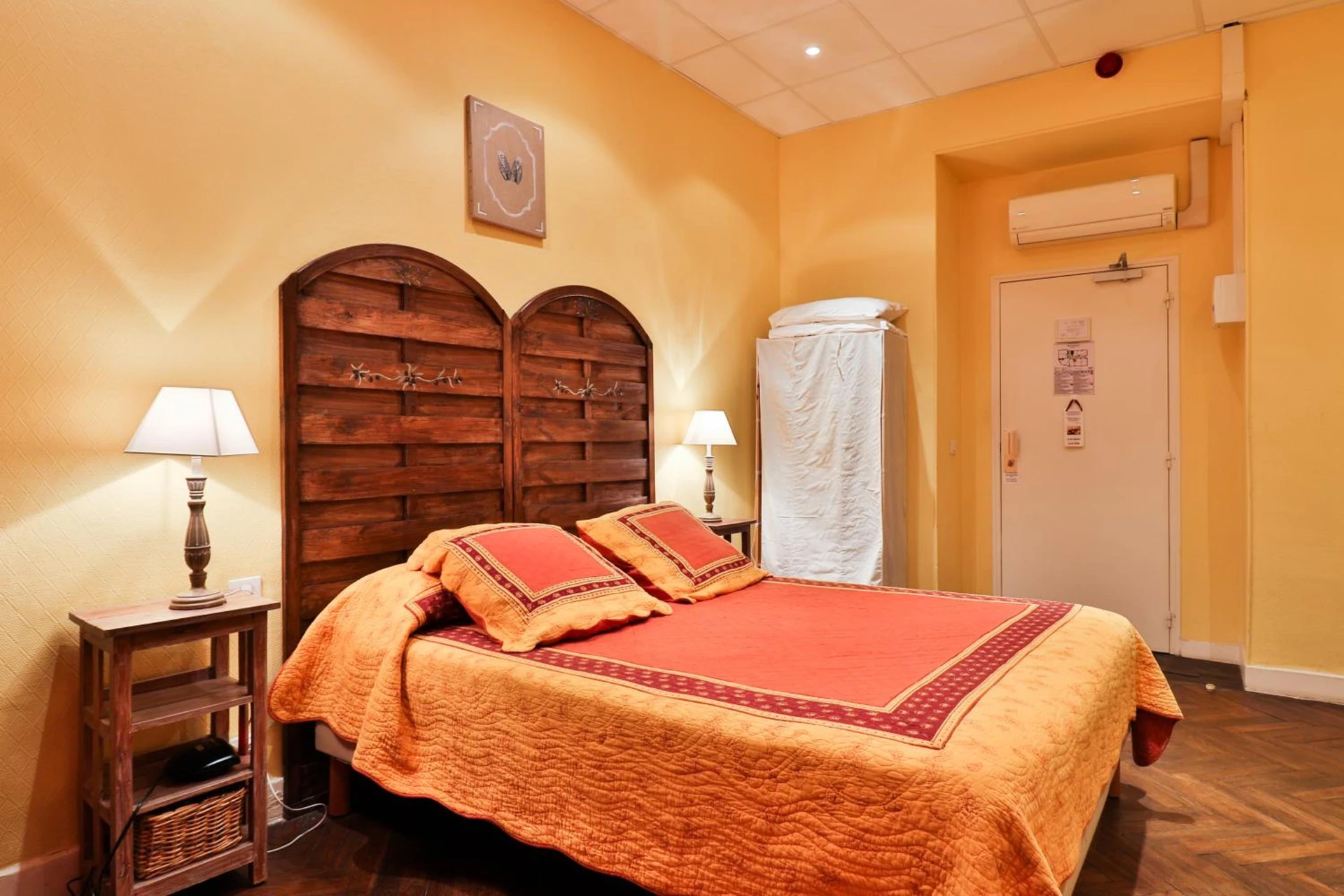 Chambre disponible pour un séminaire d'entreprise à Hotel Victor Hugo Nice - Nice