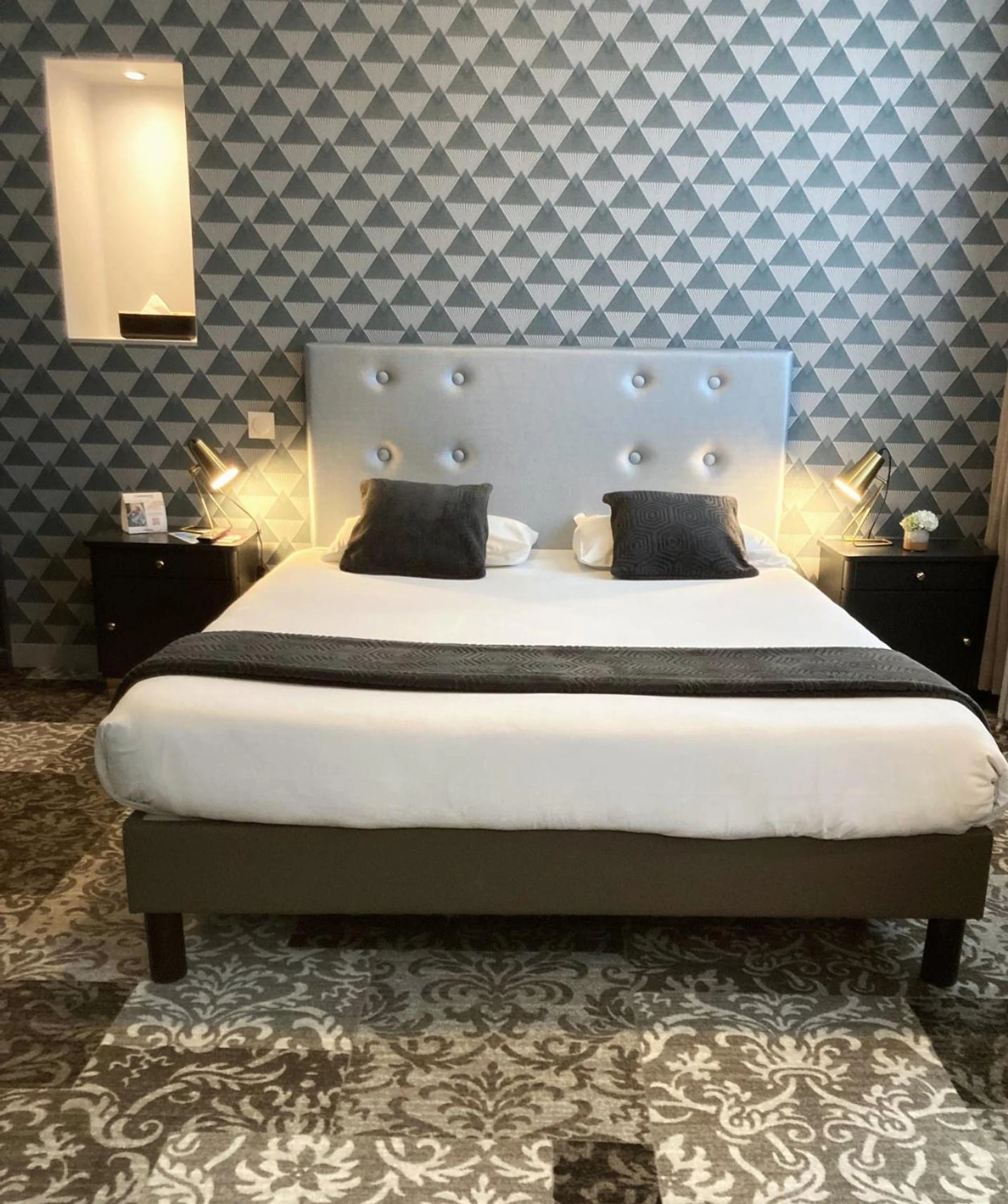 Chambre disponible pour un séminaire d'entreprise à The Originals Boutique, Hôtel Victoria, Châtelaillon-Plage - Châtelaillon-Plage