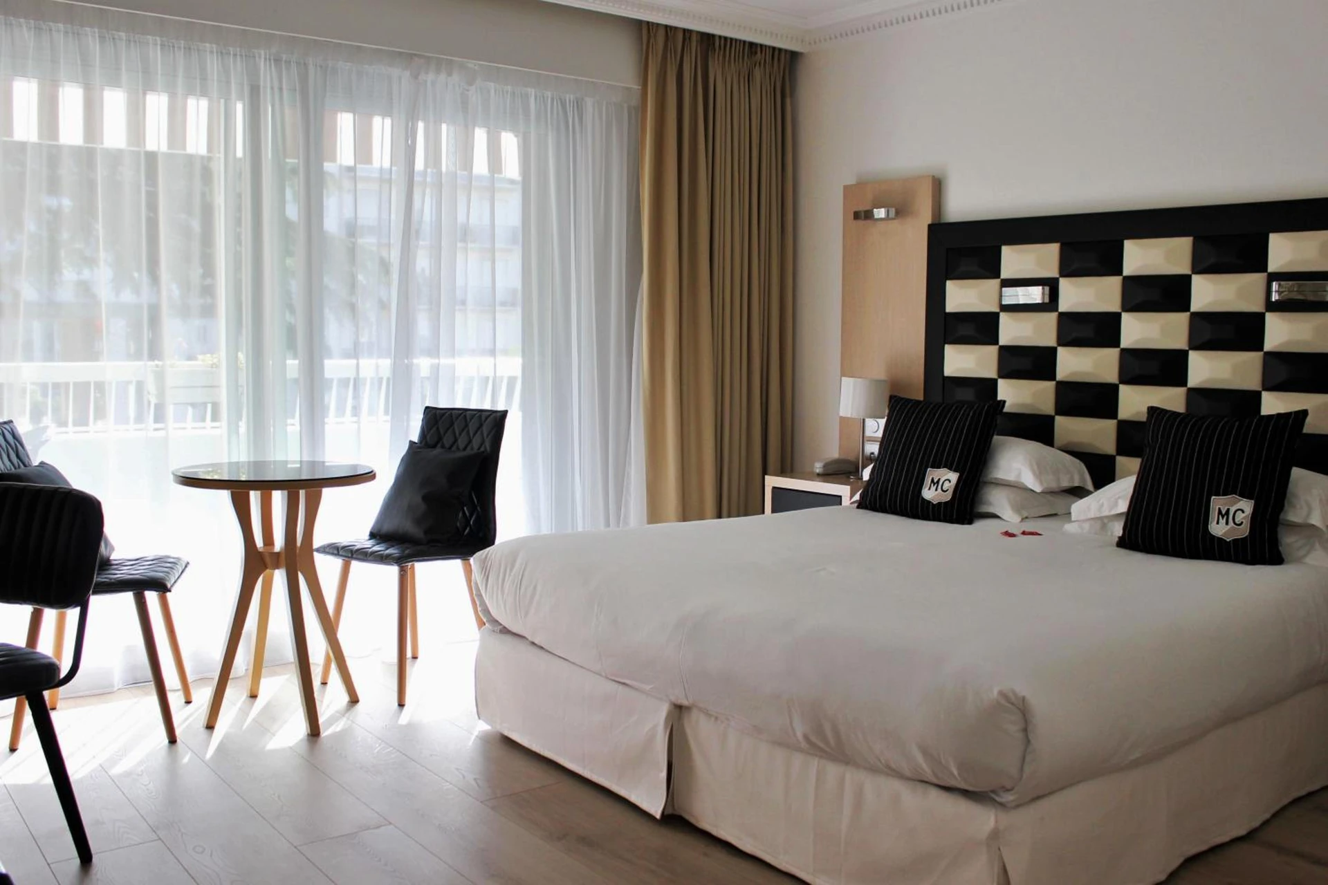 Magnifique chambre pour un séminaire d'entreprise à Hôtel Victoria - Cannes