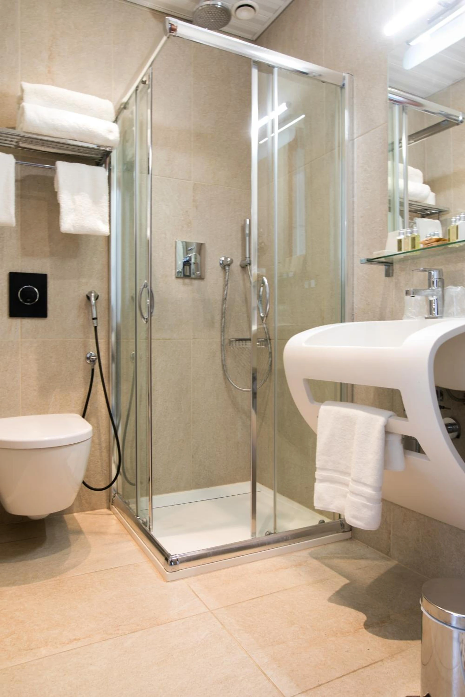Organiser un séminaire d'entreprise : Villa Azur à villeneuve-loubet