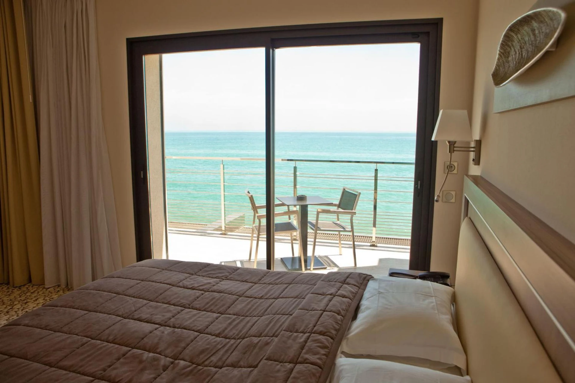 Magnifique chambre pour un séminaire d'entreprise à Villa Azur - Villeneuve-Loubet