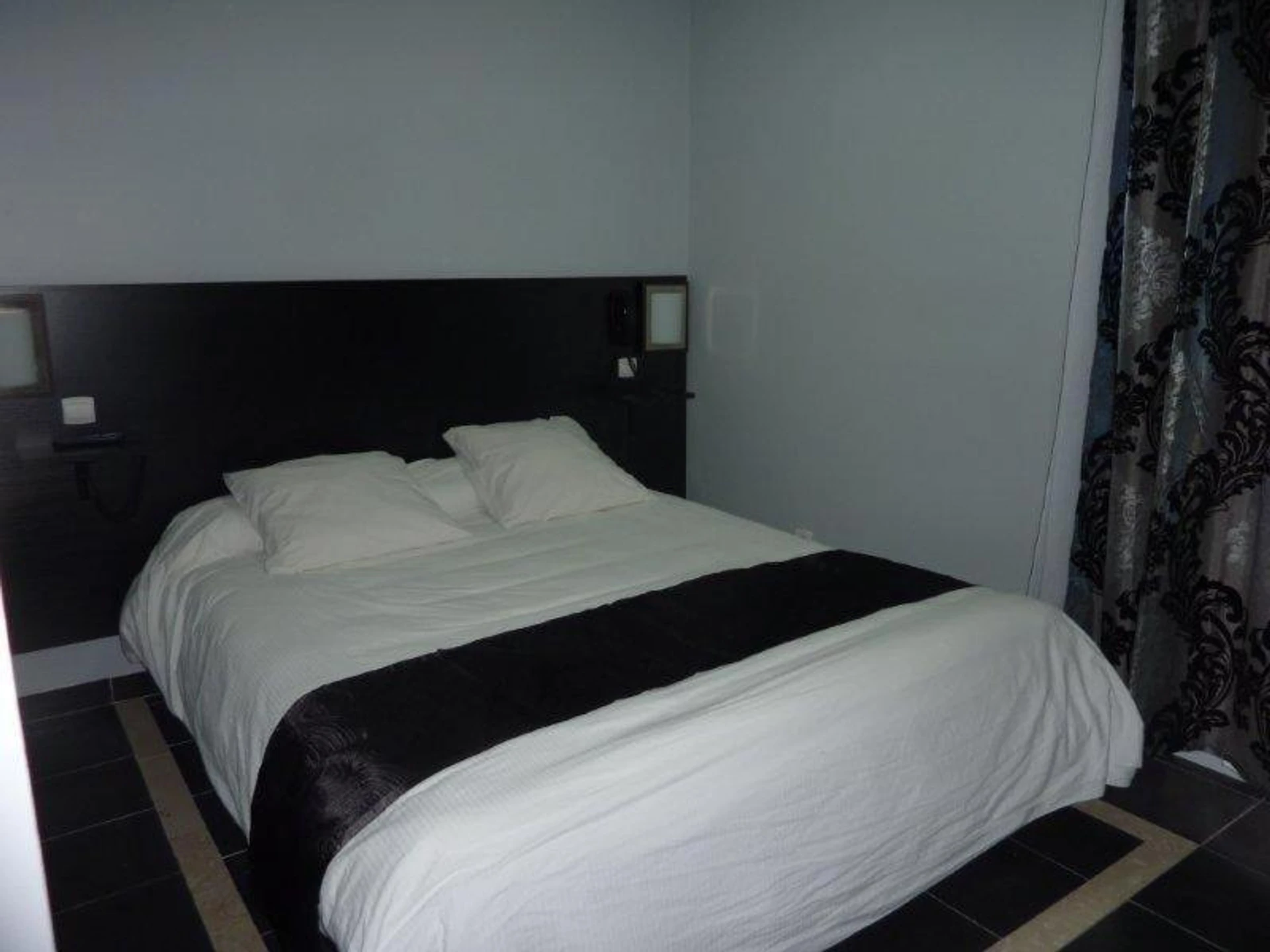 Chambre disponible pour un séminaire d'entreprise à Hôtel Villa Boeri - Beausoleil