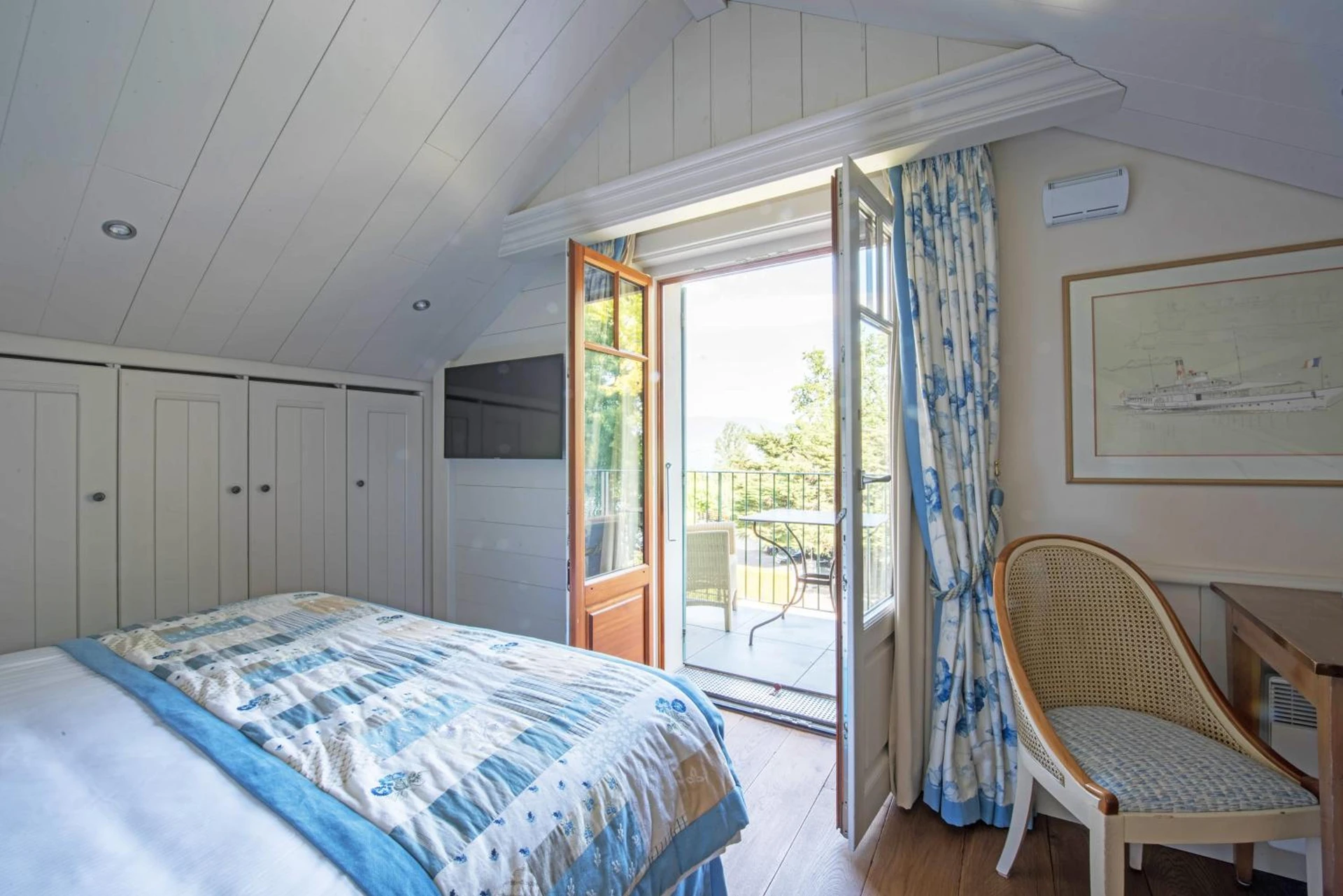 Chambre disponible pour un séminaire d'entreprise à Villa Cécile - Yvoire