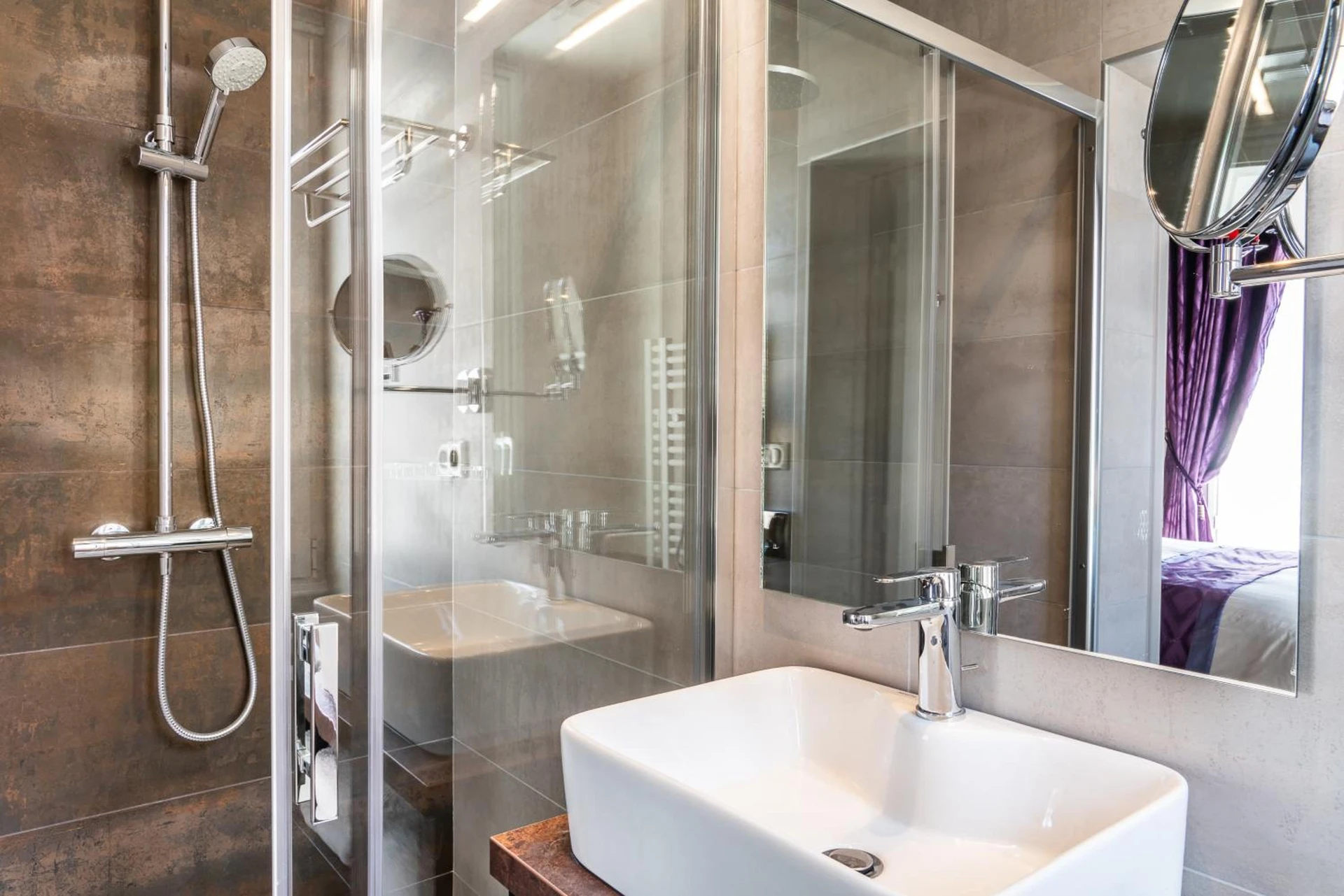 Organiser un séminaire d'entreprise : BRIT HOTEL PRIVILEGE LISIEUX - La Villa des Arts à lisieux
