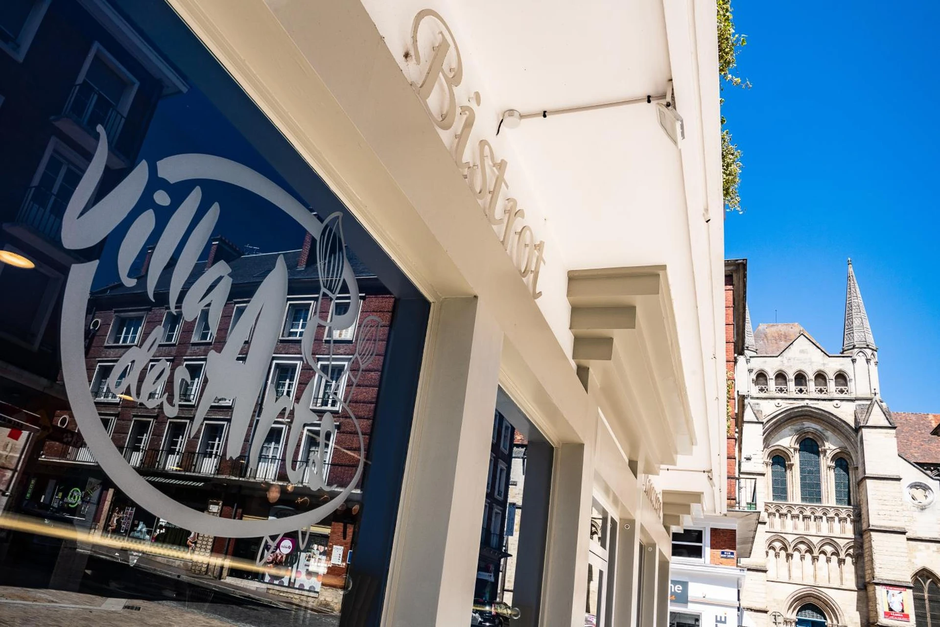Organiser un séminaire d'entreprise : BRIT HOTEL PRIVILEGE LISIEUX - La Villa des Arts à lisieux