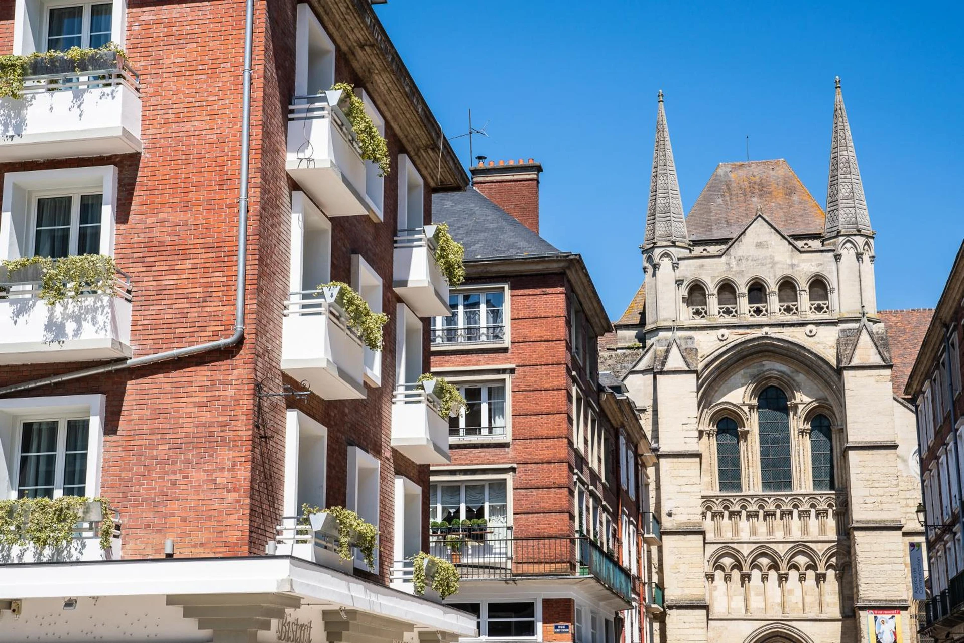 Organiser un séminaire d'entreprise : BRIT HOTEL PRIVILEGE LISIEUX - La Villa des Arts à lisieux