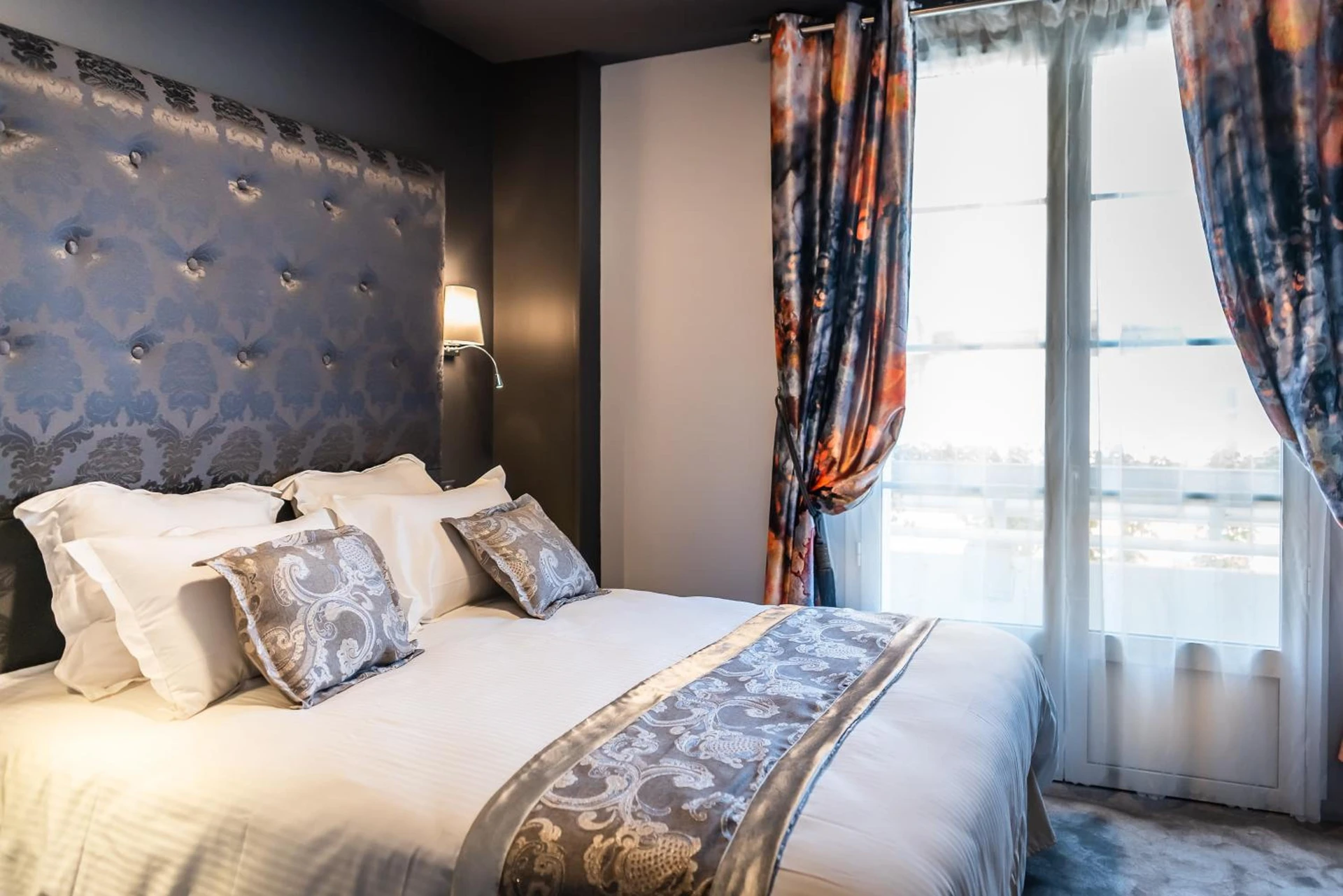 Chambre disponible pour un séminaire d'entreprise à BRIT HOTEL PRIVILEGE LISIEUX - La Villa des Arts - Lisieux