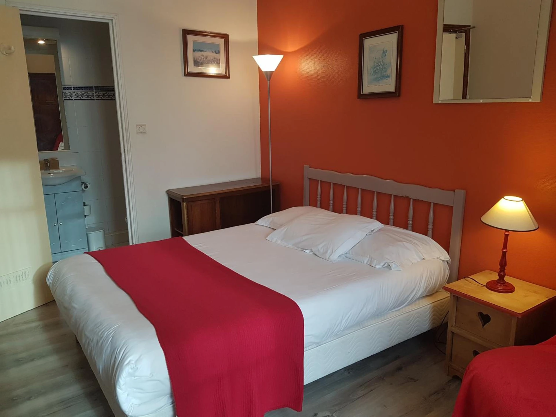 Chambre disponible pour un séminaire d'entreprise à Villa Eden - Nice