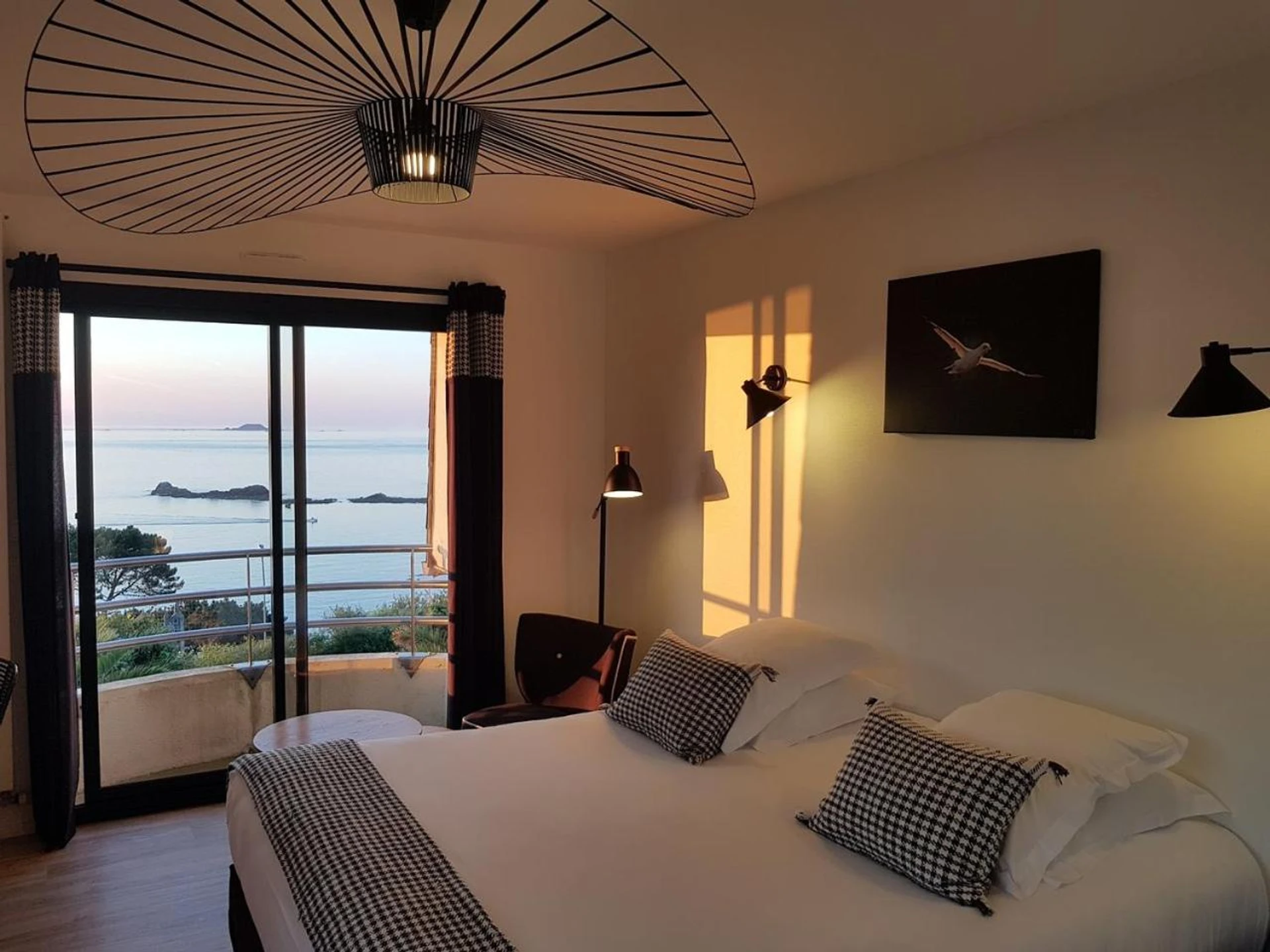 Chambre disponible pour un séminaire d'entreprise à Villa Les Hydrangéas - Perros-Guirec