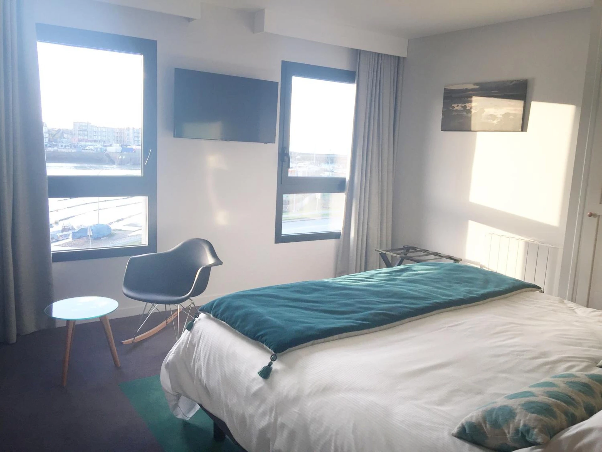 Chambre disponible pour un séminaire d'entreprise à The Originals Boutique, Hôtel La Villa Marine, Le Tréport - Le Tréport