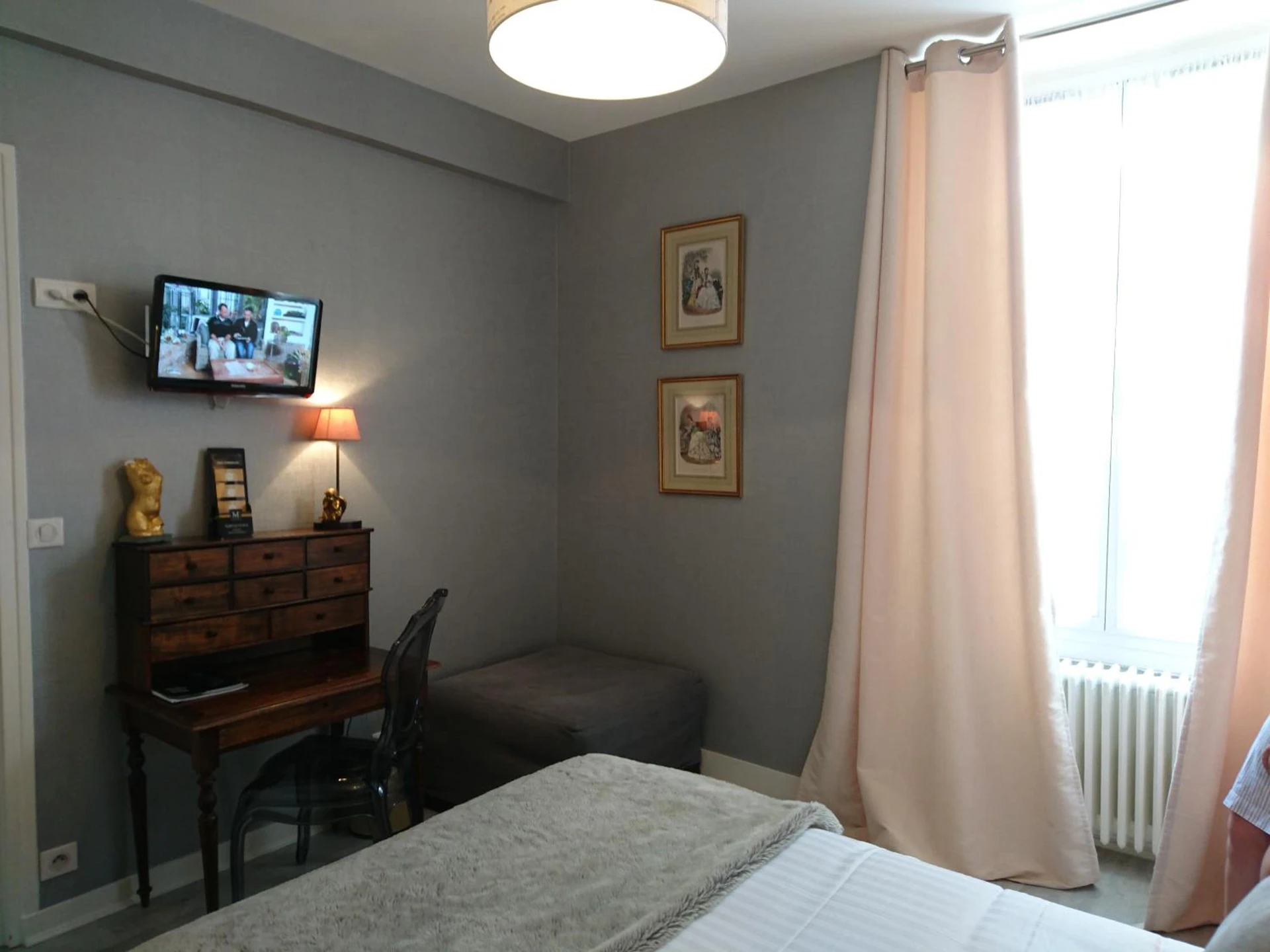 Chambre disponible pour un séminaire d'entreprise à Hotel La Villa Marjane - Saint-Jean-le-Blanc