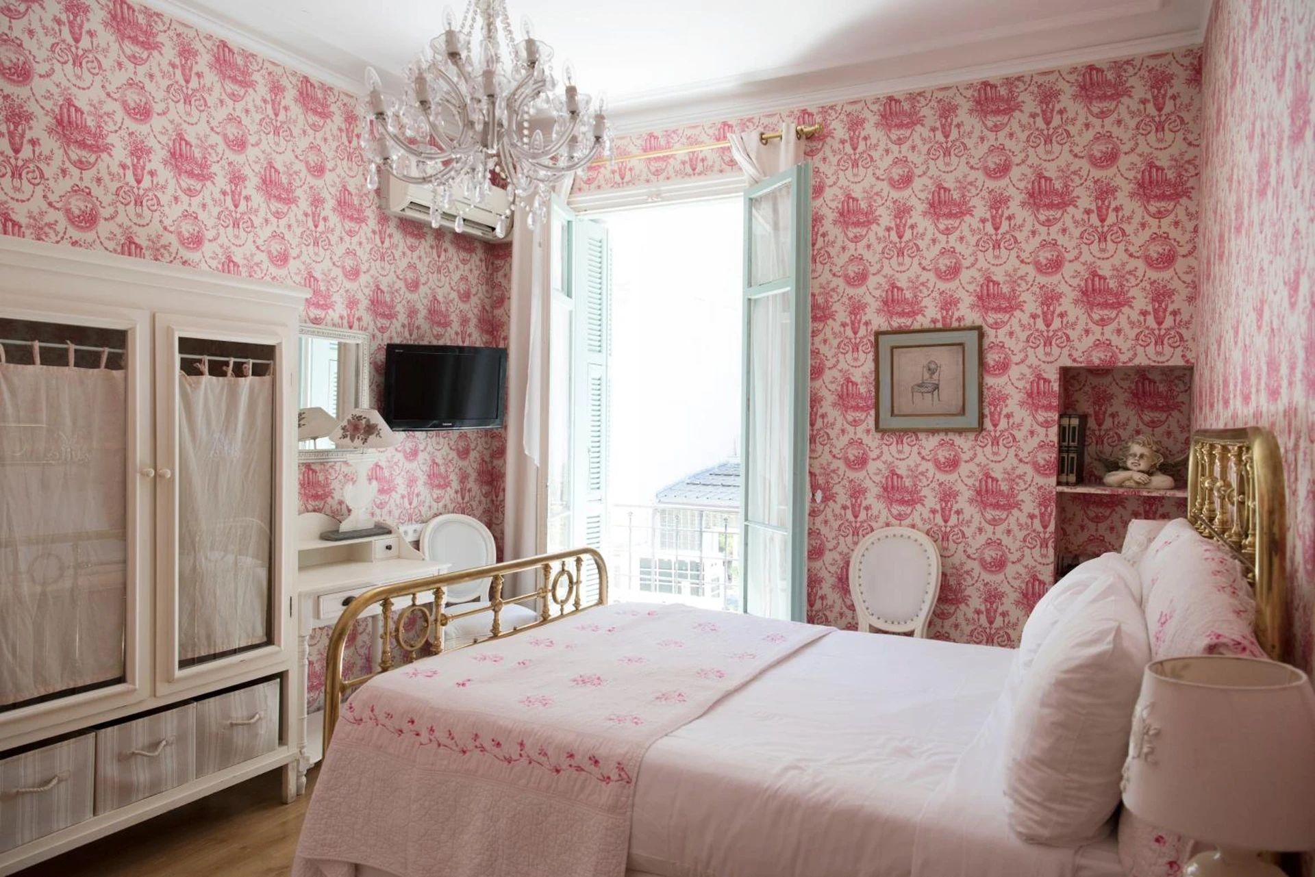 Chambre disponible pour un séminaire d'entreprise à Hotel Villa Rivoli - Nice
