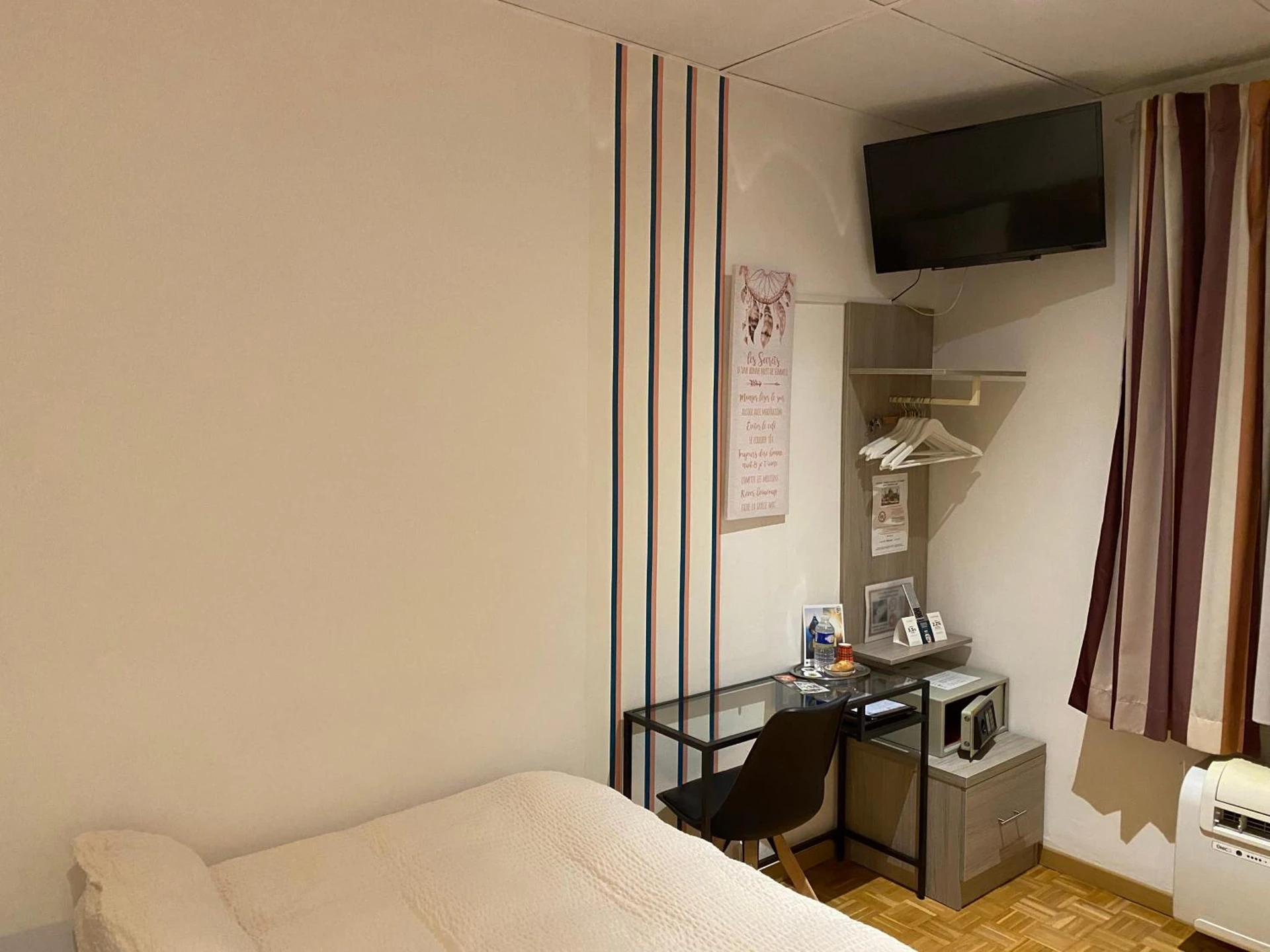 Magnifique chambre pour un séminaire d'entreprise à Logis Hôtel Villa Victorine - Nice
